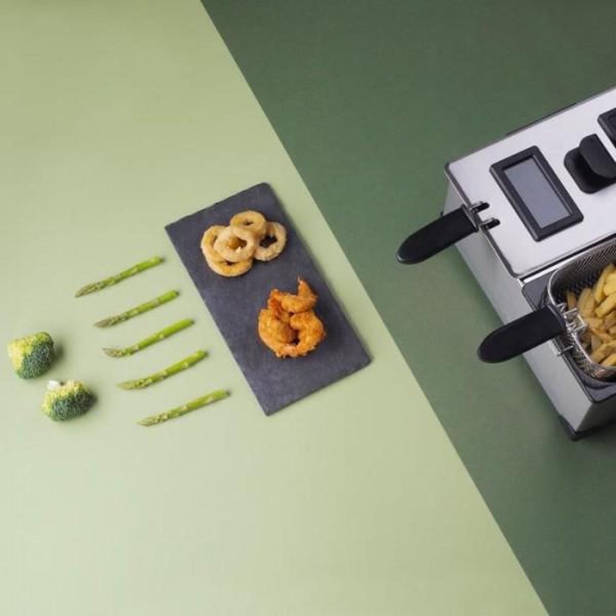 Voir la diapositive 6 : HKOENIG Friteuse Electrique  HKoeNIG - DFX600 - Double Cuve 2x3L - Thermostats indépendants - Paniers amovibles - Acier inoxydable - 3600W
