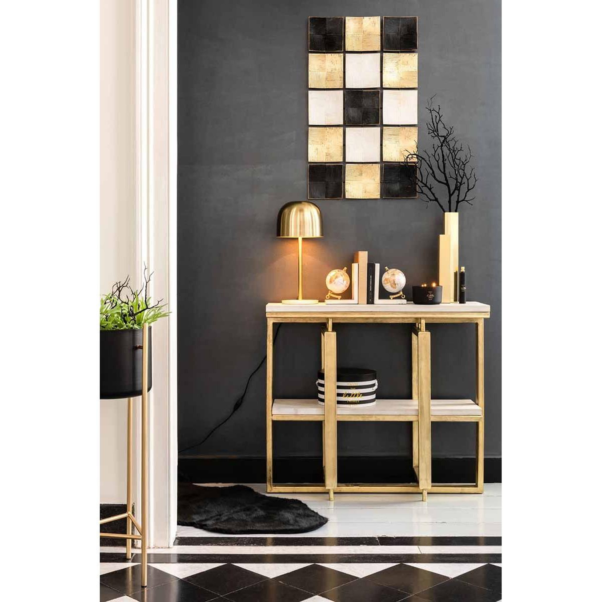 Voir la diapositive 4 : J-LINE Lampe à poser design  queen  49cm or