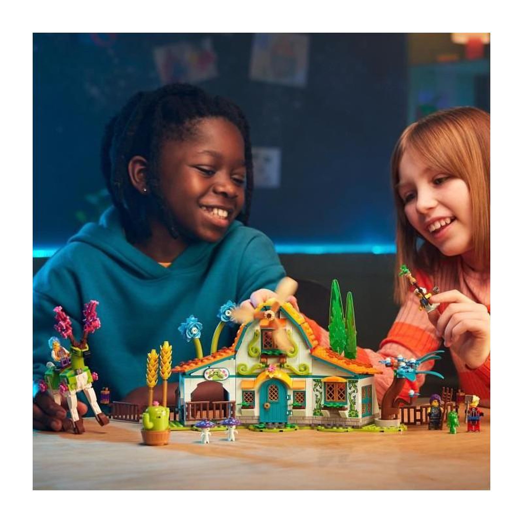 Voir la diapositive 5 : LEGO LEGO DREAMZzz 71459 L'Écurie des Créatures des Reves, Jouet de Ferme avec Figurine de Cerf 2-en-1