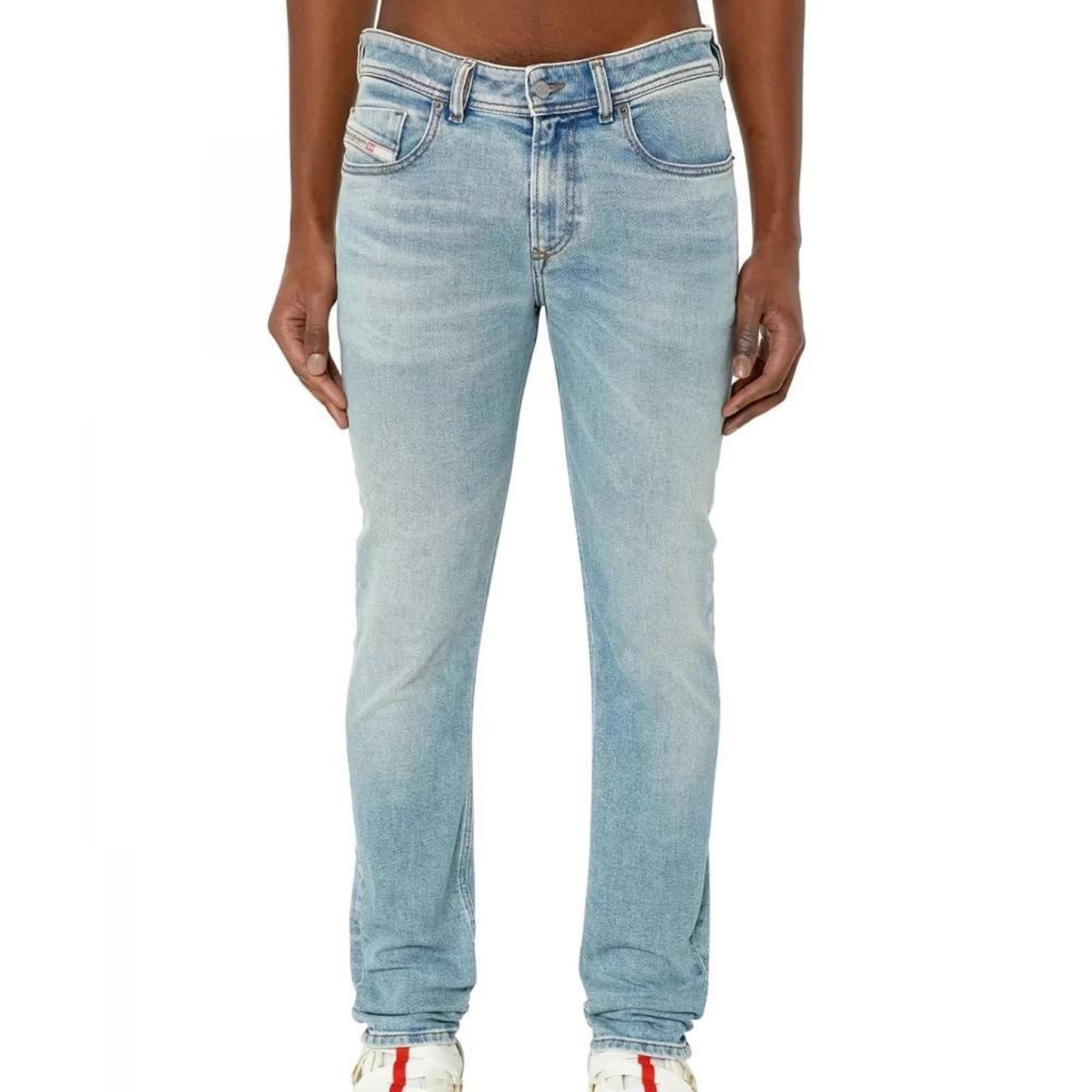 DIESEL Jean Slim Bleu Clair Homme Diesel 1979 Sleenker. Coloris disponibles : Bleu
