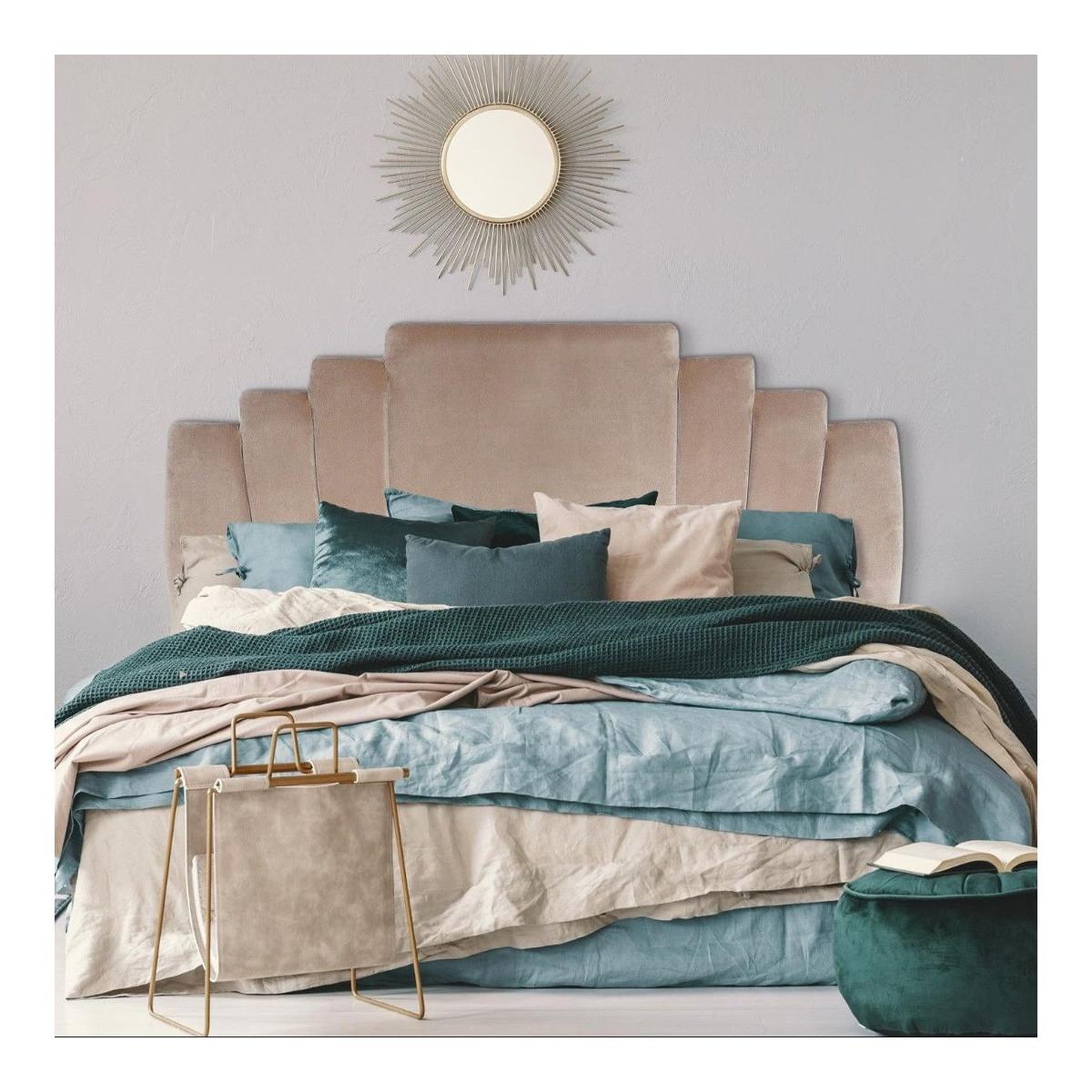 Voir la diapositive 6 : Paris Prix Tête de Lit en Velours  Renaya  180cm Taupe