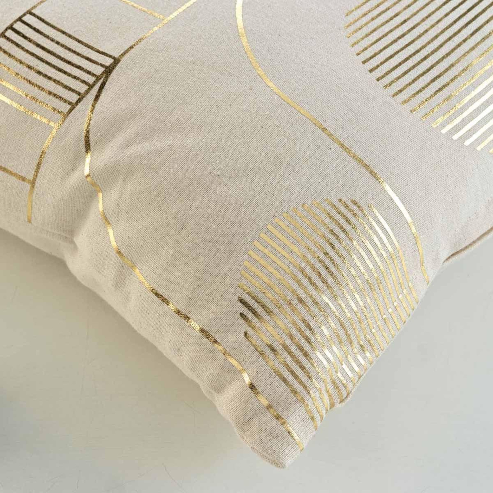 Voir la diapositive 3 : Douceur d'Intérieur Coussin déco imprimé  seventies  45x45cm beige