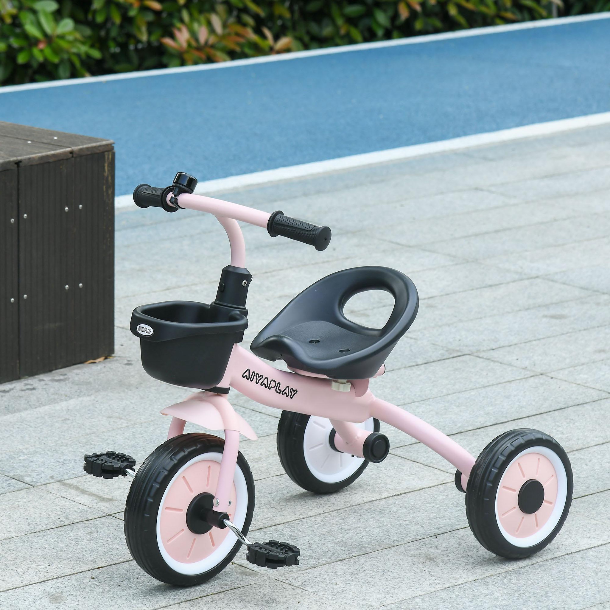 Voir la diapositive 2 : HOMCOM Tricycle enfant multi-équipé garde-boue sonnette panier pédales antidérapantes siège réglable avec dossier métal rose