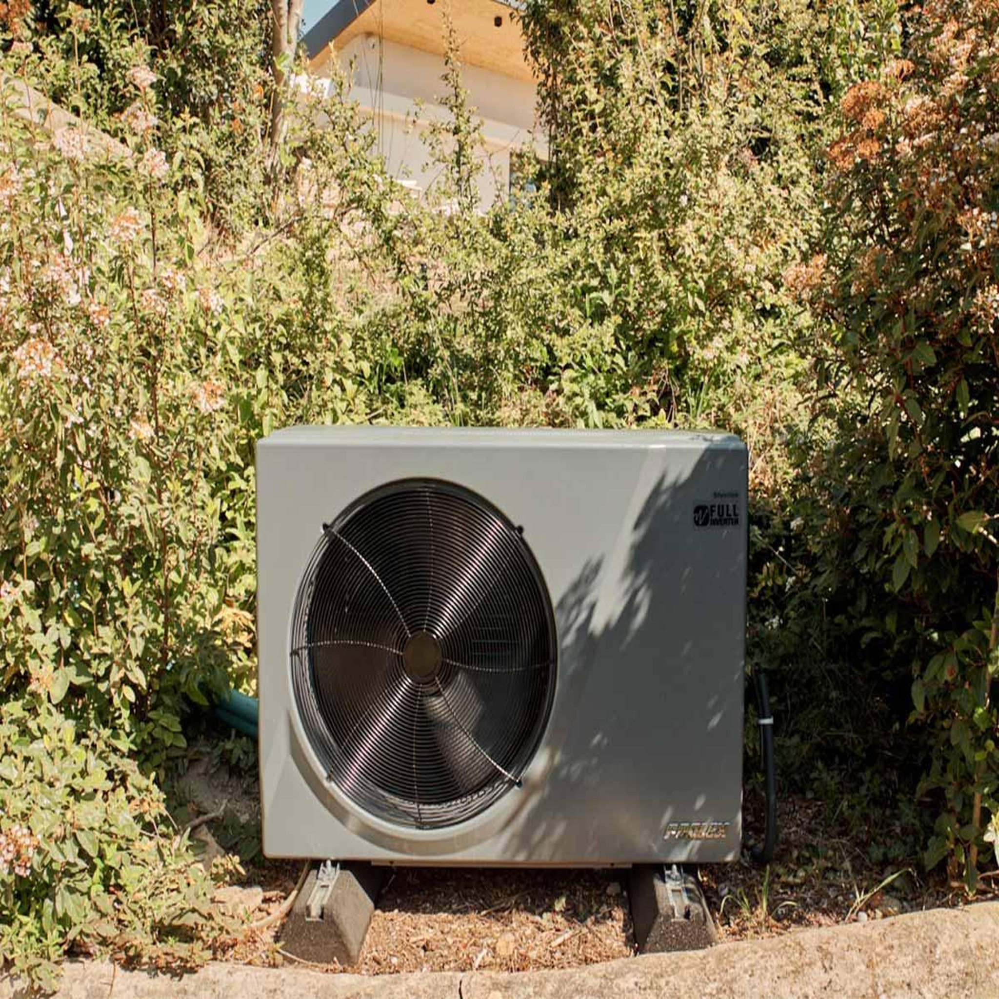 Voir la diapositive 4 : Poolex Pompe à chaleur 7,10 kw silverline full inverter wifi 70 - poolex