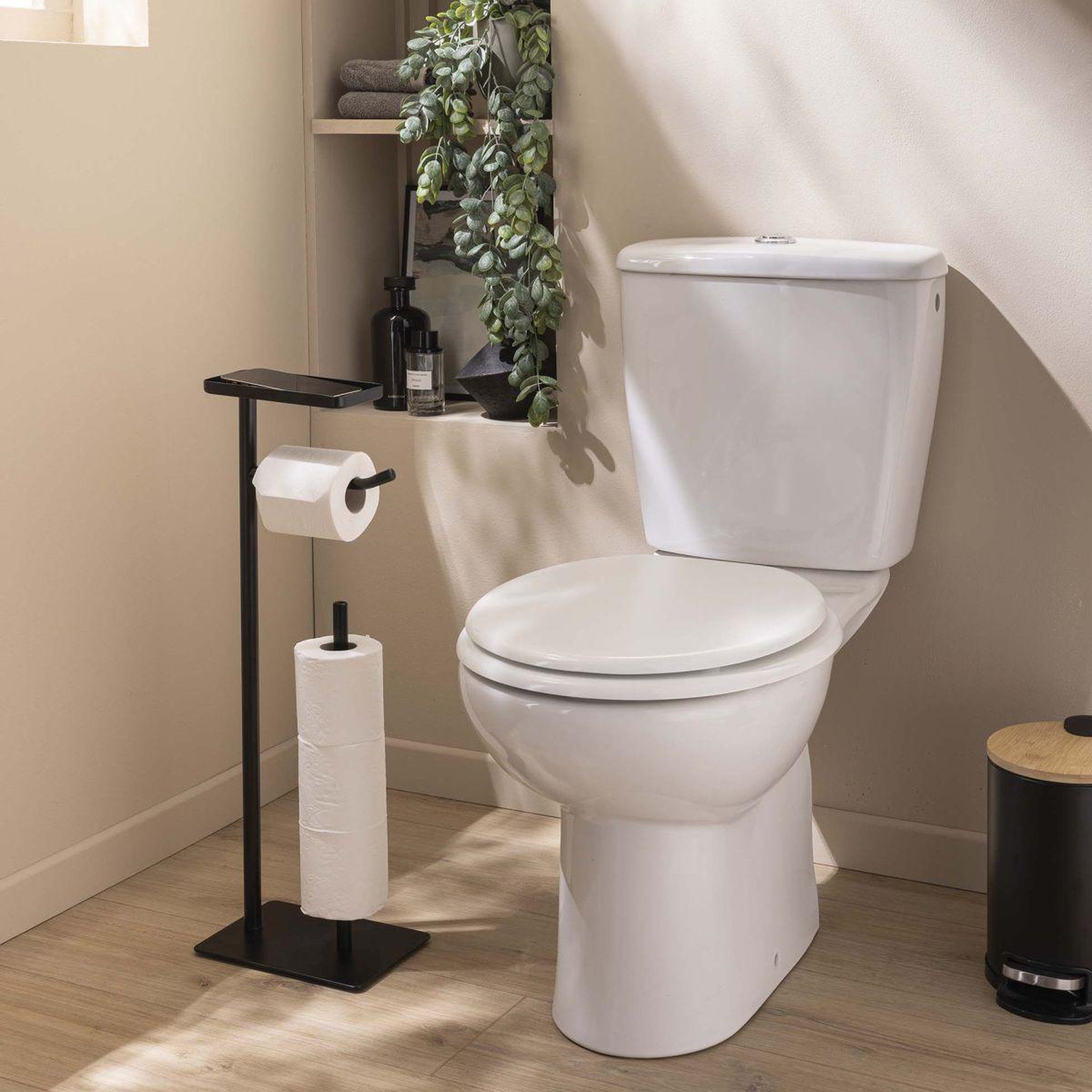 Voir la diapositive 3 : Douceur d'Intérieur Dérouleur papier wc avec porte-téléphone  filano  63cm noir