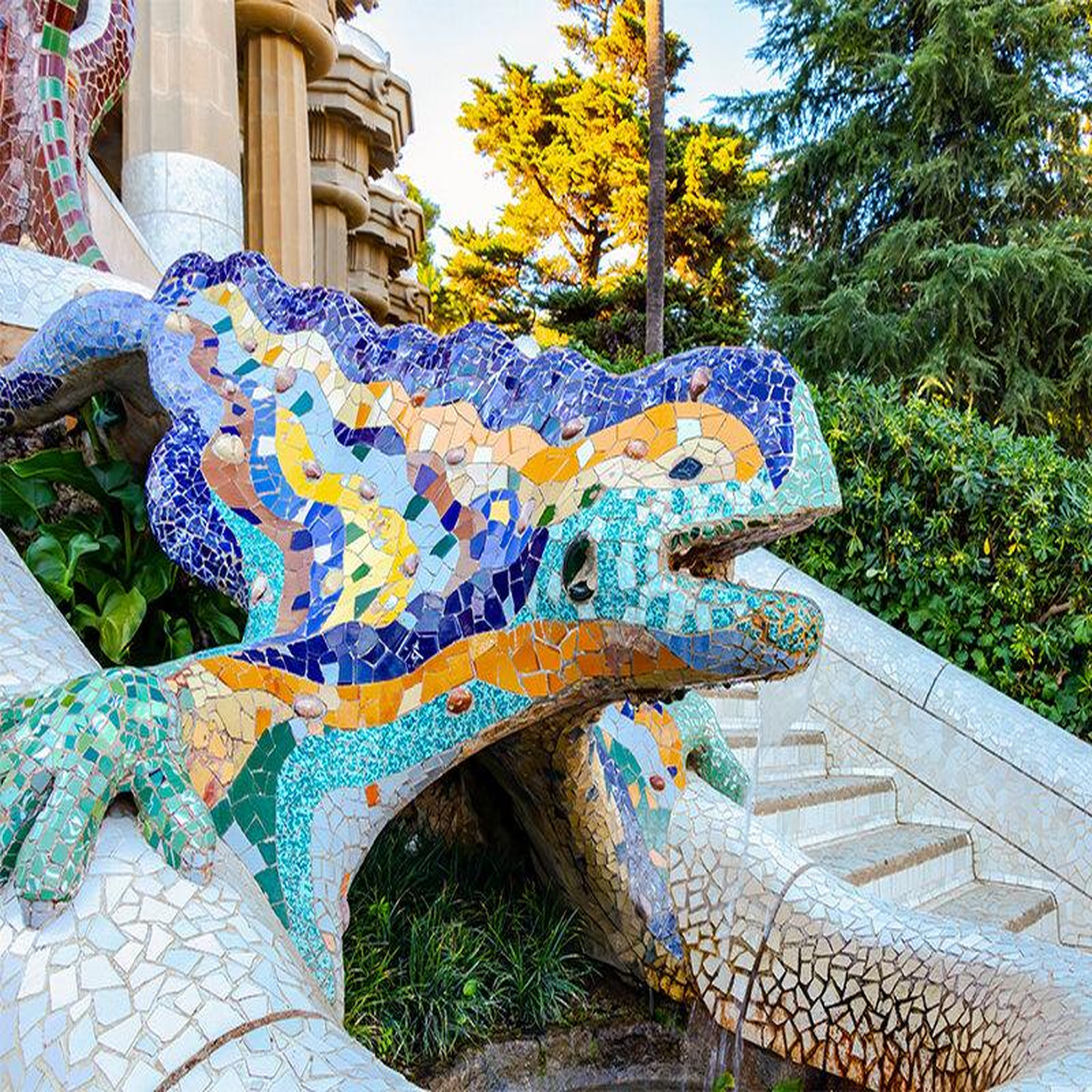 Voir la diapositive 4 : Smartbox 4 jours à barcelone avec visite guidée de gaudi - coffret cadeau séjour