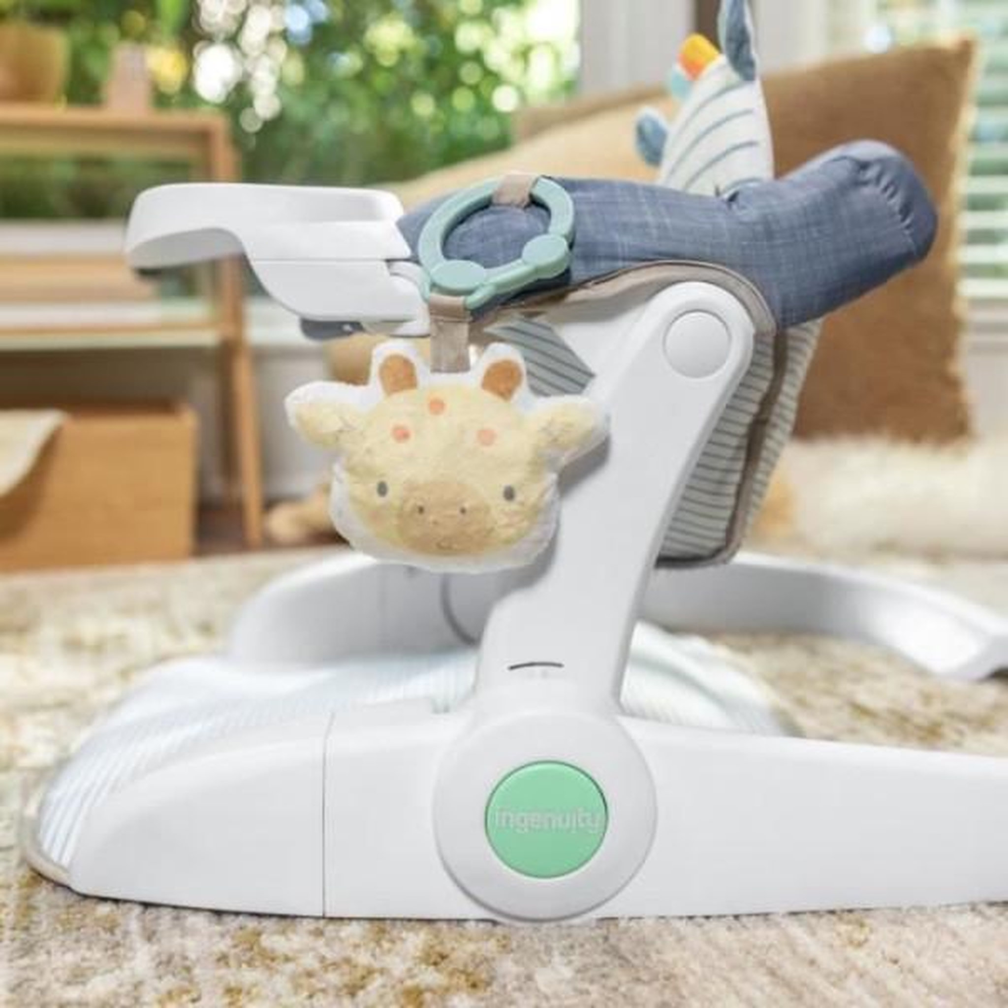 Voir la diapositive 2 : MARKET24 INGENUITY Siege bébé d'apprentissage -Casi le zebre- apporte support a bébé, 3 positions de siege, tablette d'activités