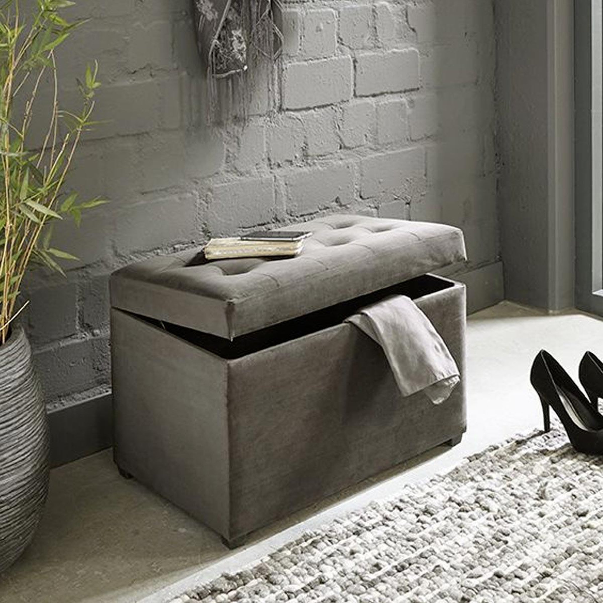 Voir la diapositive 5 : Paris Prix Banc coffre de rangement matelassé  samy  58cm anthracite