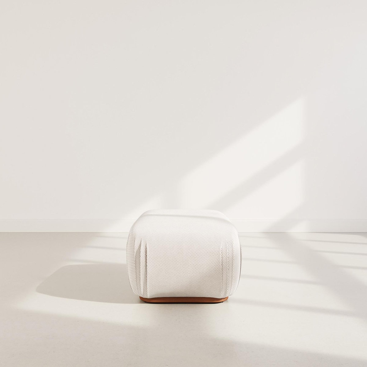 LISA DESIGN Penelope - pouf en velours texturé