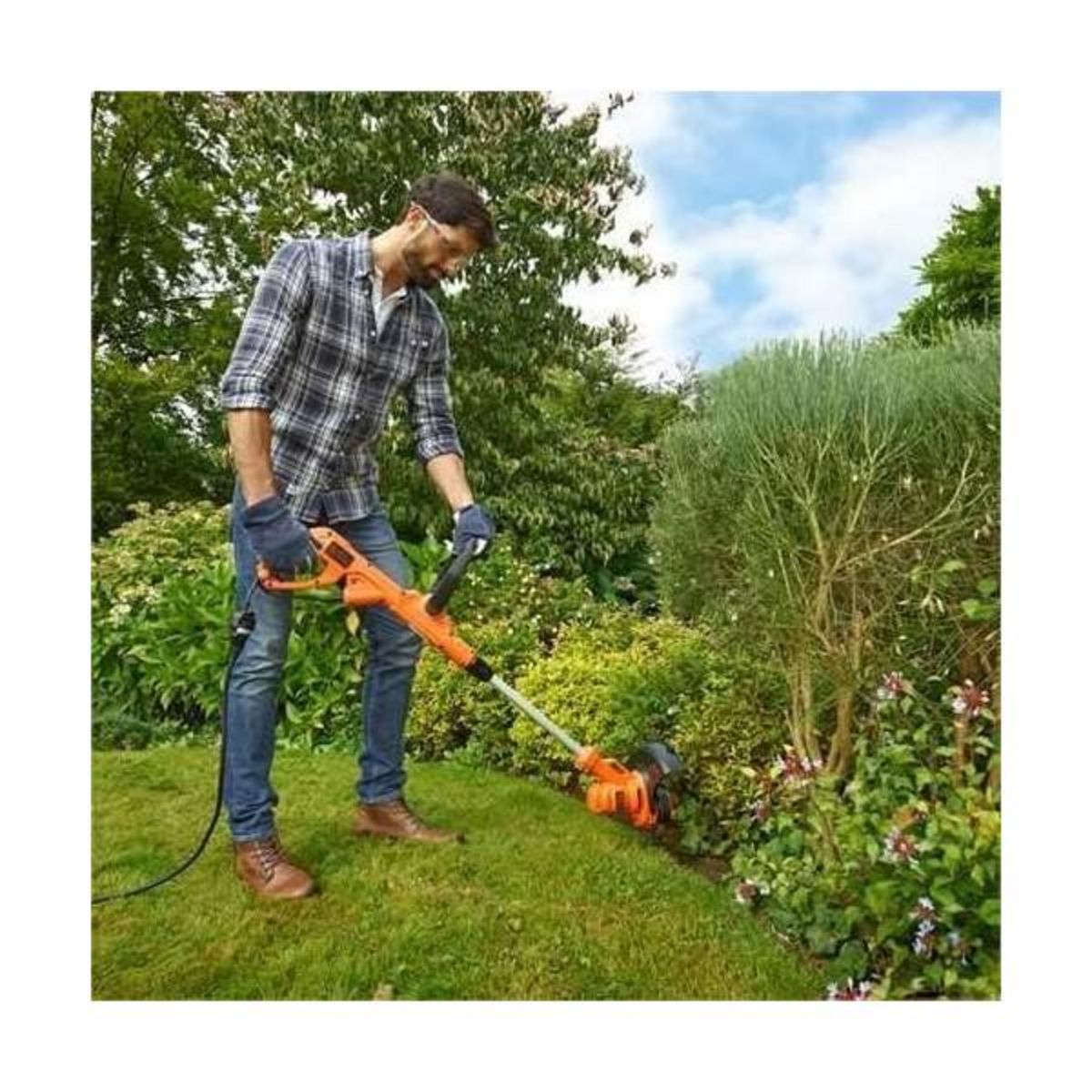 Black et Decker BLACK+DECKER Coupe-Bordures Filaire 450W BESTA525-QS Coupe-Bordures Electrique 25 cm avec 2 Poignées