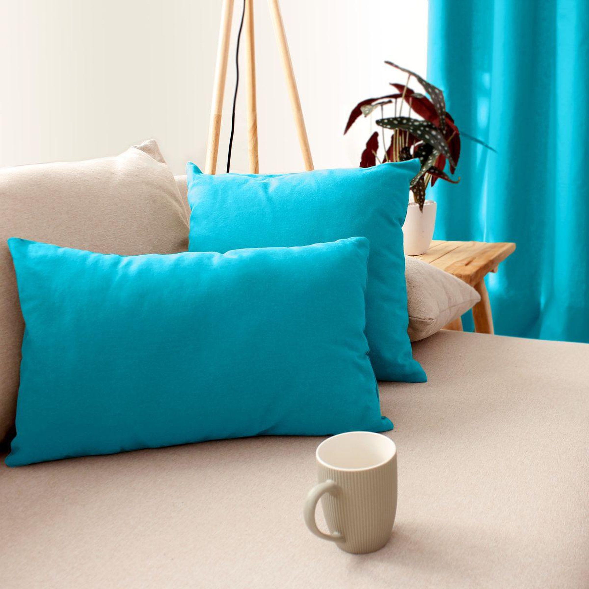 Voir la diapositive 2 : ENJOY HOME Coussin déco uni  panama  30x50cm turquoise