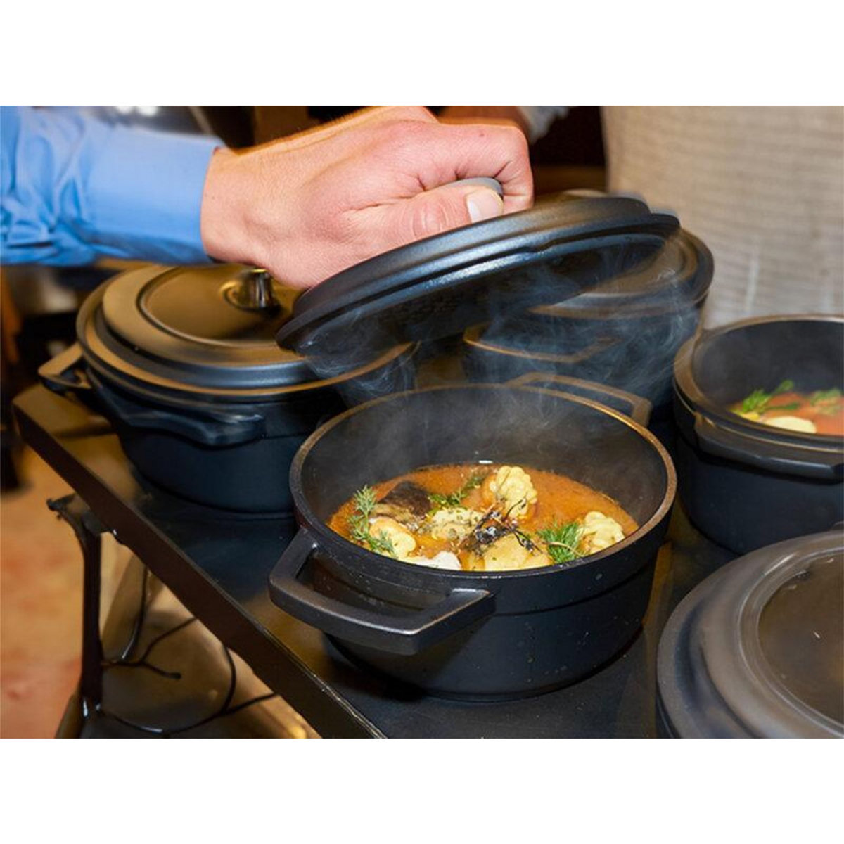 Smartbox Croisière gourmande d'1h45 sur la Seine avec dîner Menu 3 plats et vin sur le Paris en Scène - Coffret Cadeau Gastronomie