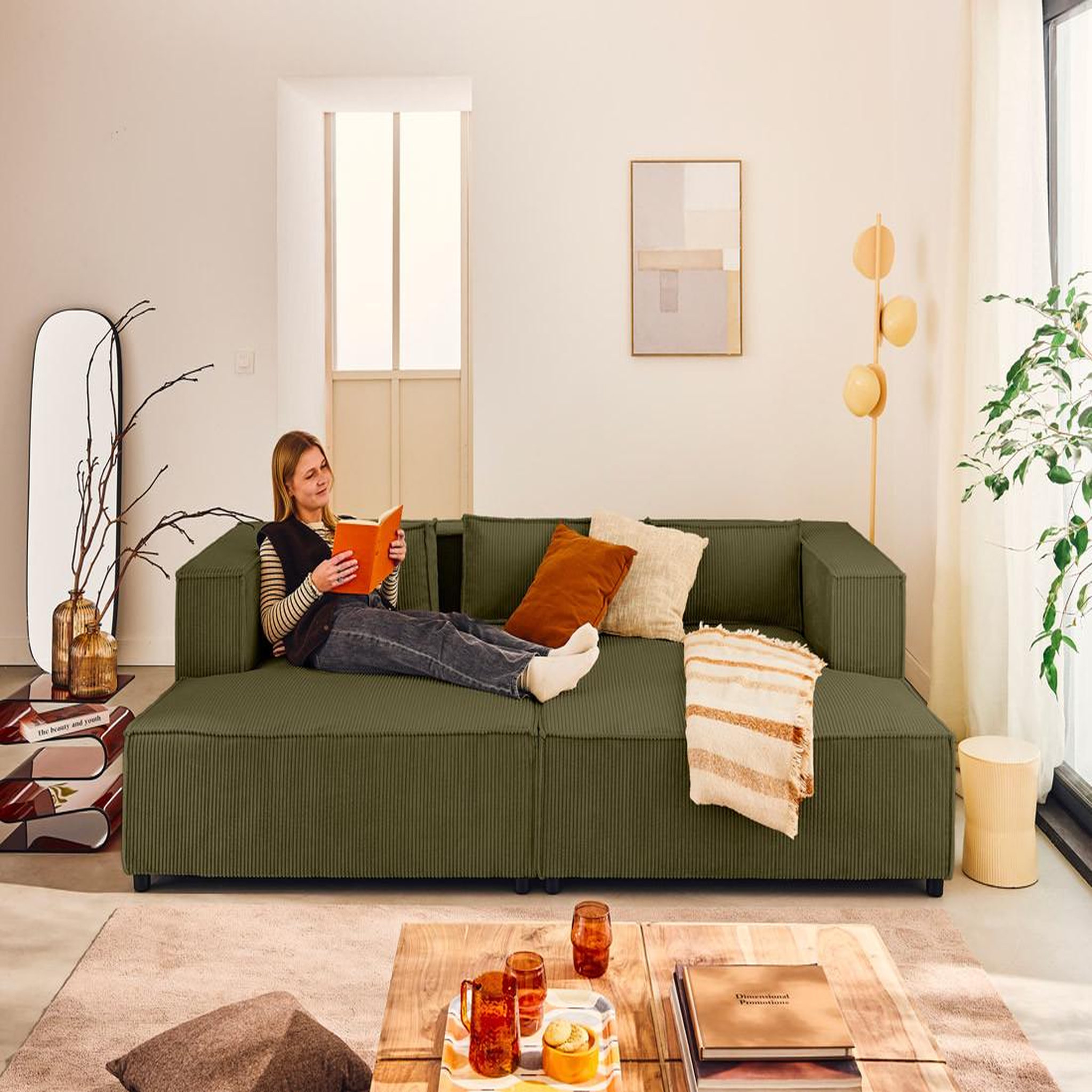 Voir la diapositive 2 : LISA DESIGN Stella - canapé droit 3 places avec double méridienne - assise profonde - en velours côtelé