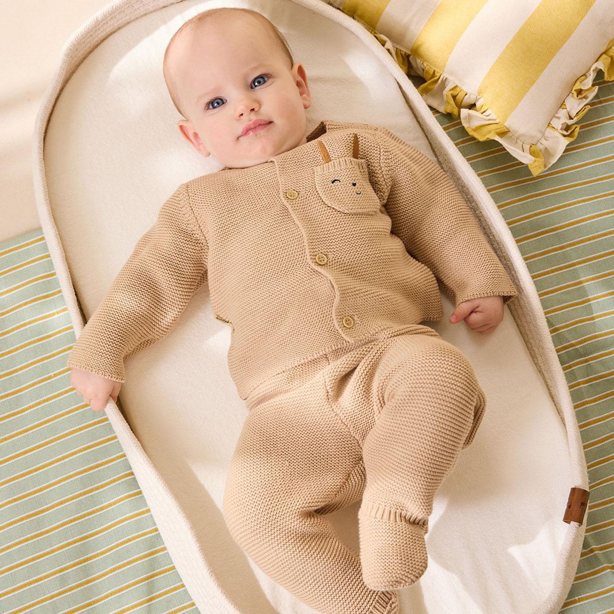 Petit Béguin Ensemble gilet et pantalon avec pieds bébé en tricot Hello Baby