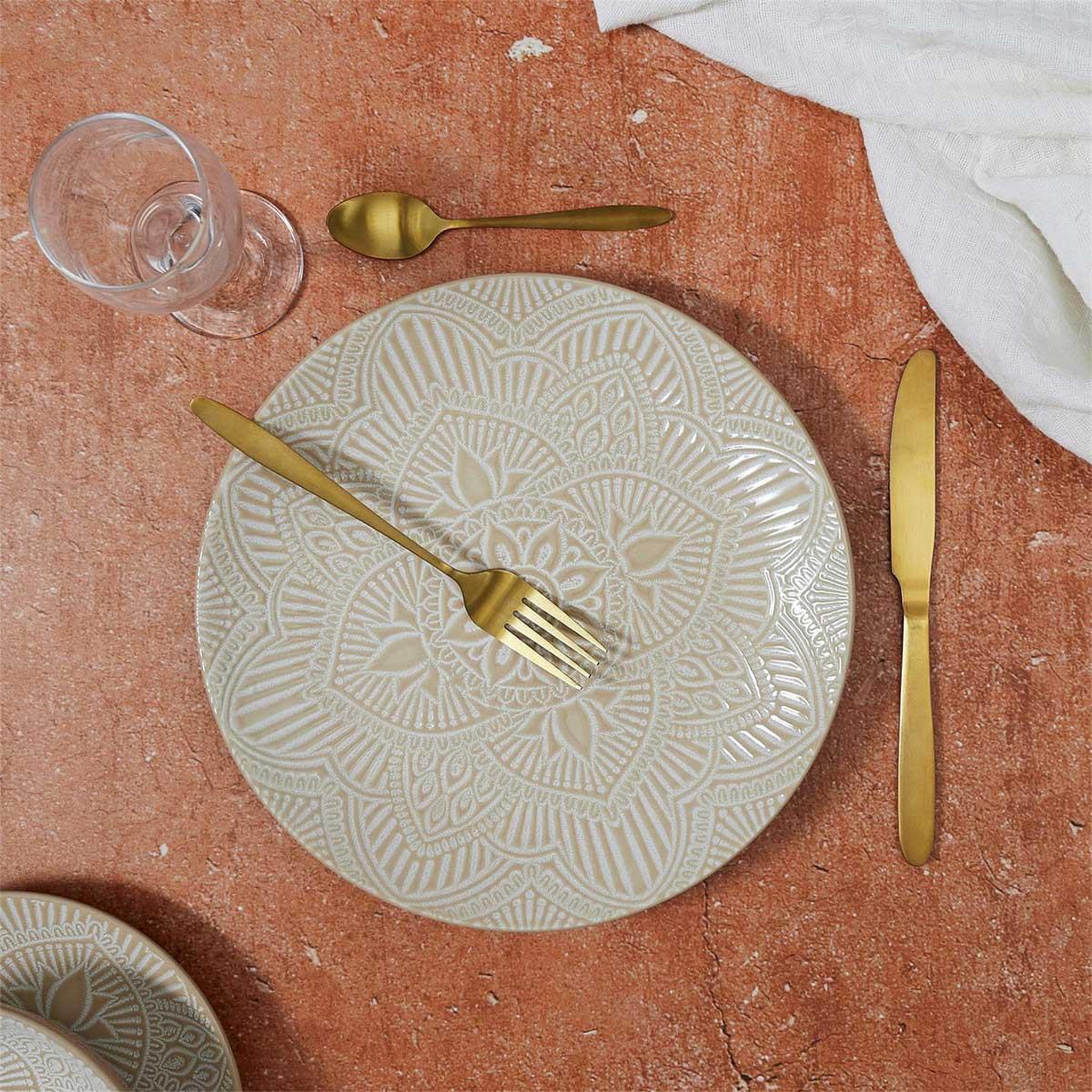 Voir la diapositive 3 : The Home Deco Factory Lot de 6 assiettes plates  sahara  27cm beige
