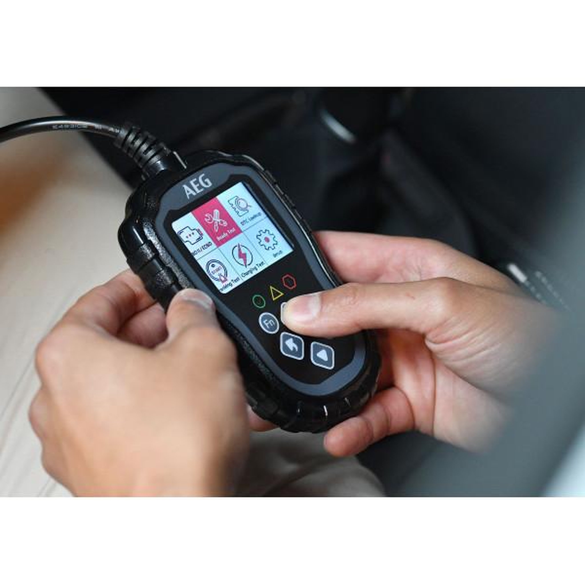 Voir la diapositive 2 : AEG Outil de diagnostic - aeg - obd2 evol 2 - test démarrage - état circuit de charge - lecture codes défauts