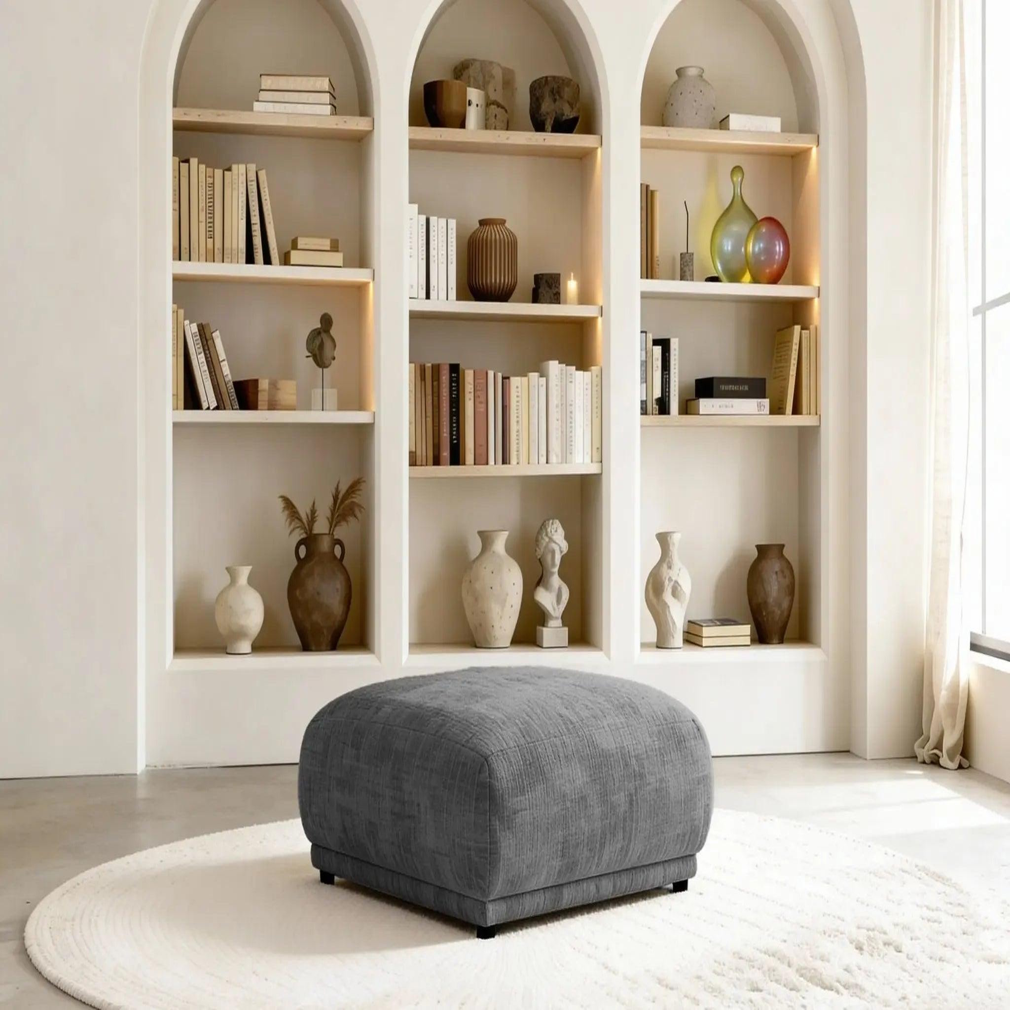 Voir la diapositive 2 : CASANOVA PARIS Rosalie - pouf tissu chenille