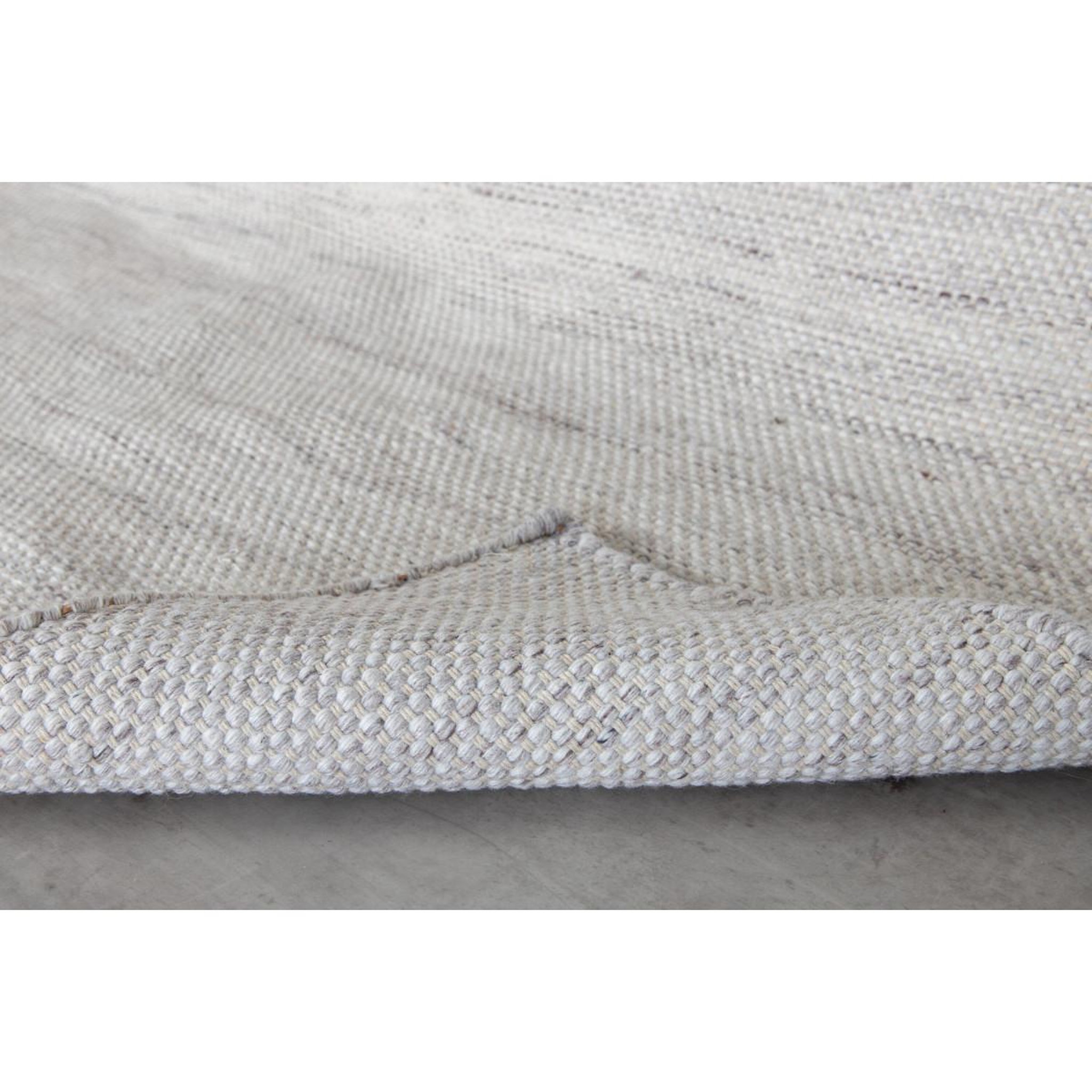Voir la diapositive 6 : Paris Prix Tapis déco  devina  201x302cm beige