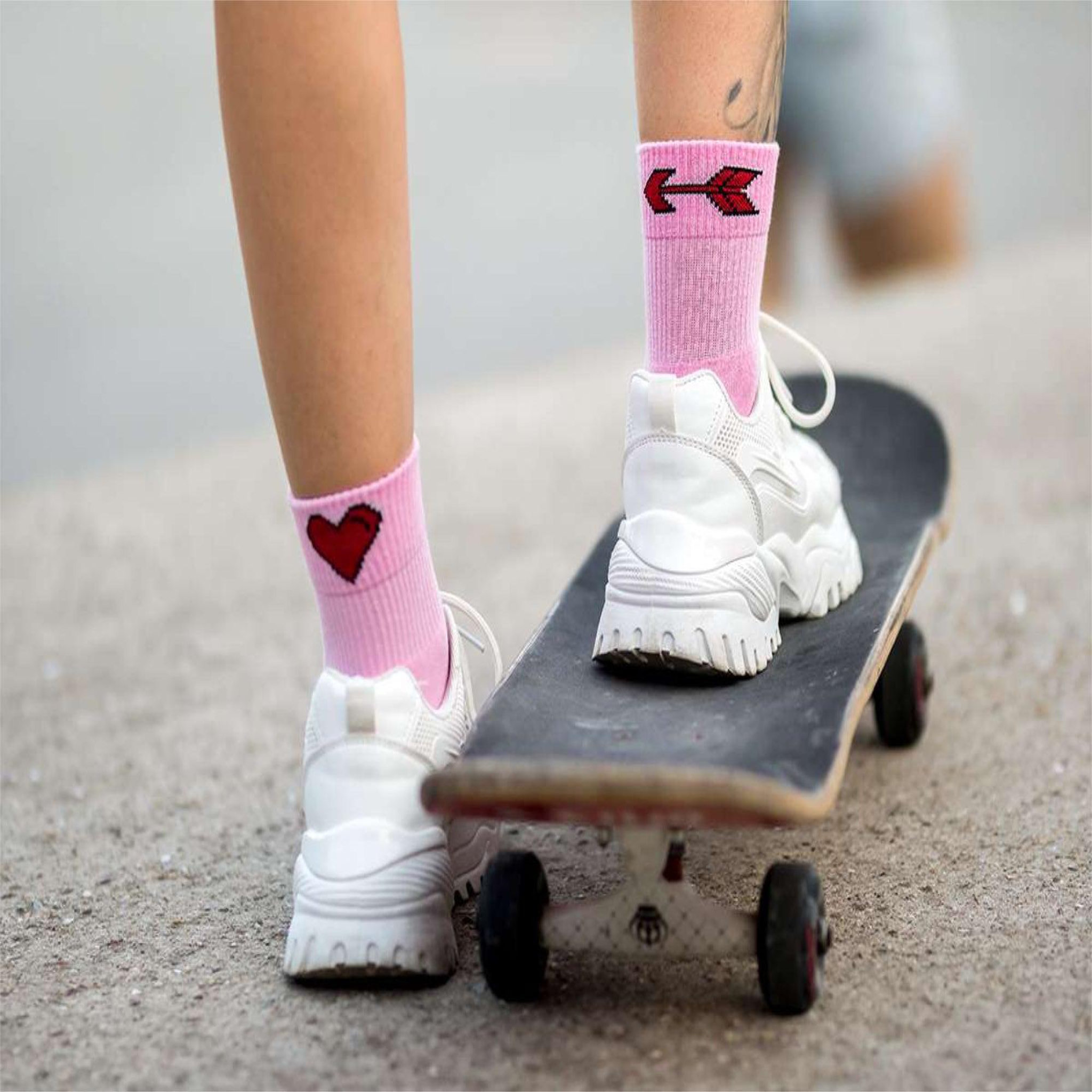 Voir la diapositive 2 : PIRIN HILL Chaussettes courtes active day roses cupidon