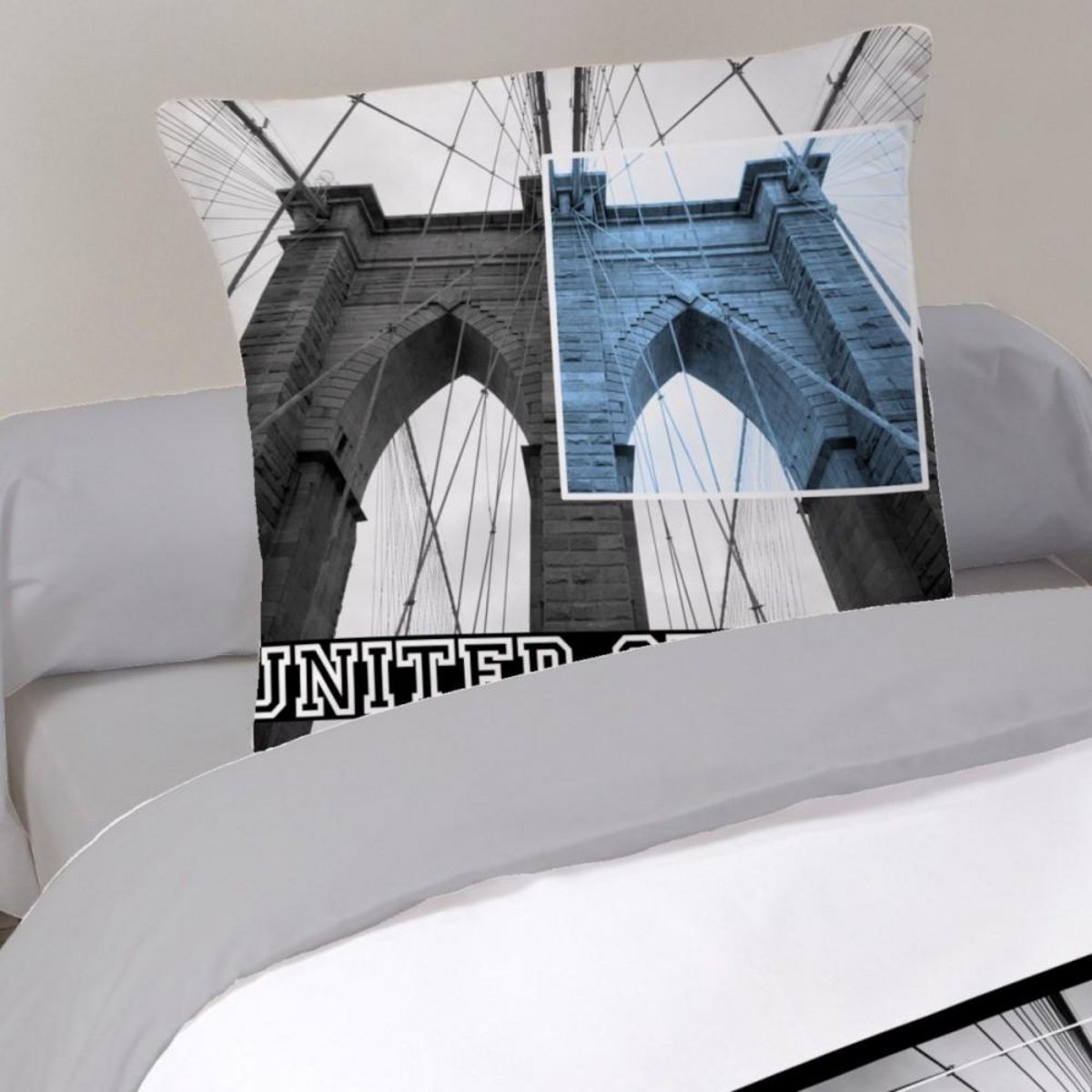 Dourev Housse de couette 140x200 LIBERTY + 1 taie 100% coton