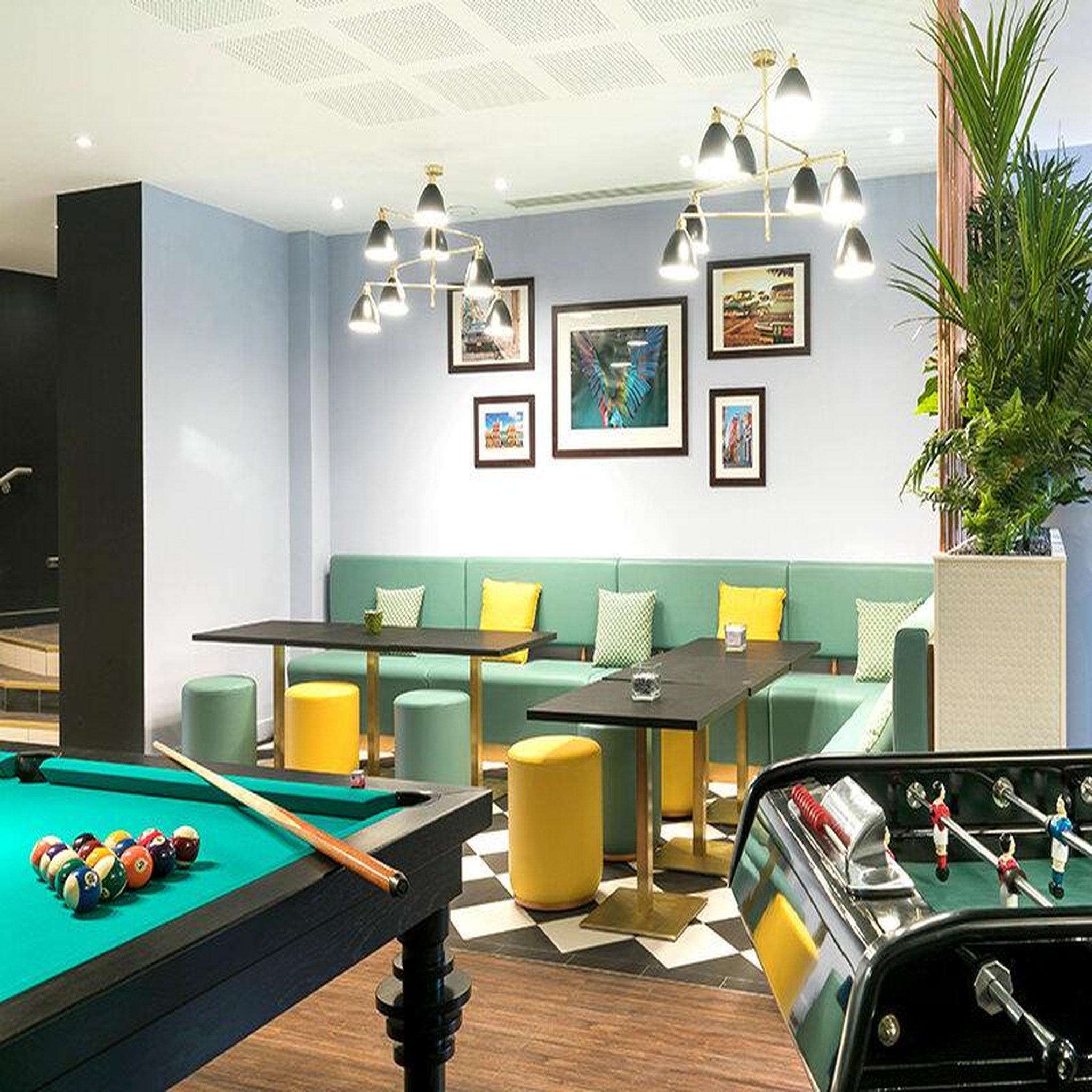 Voir la diapositive 3 : Smartbox Séjour de 2 jours en hôtel 4* à Aix-en-Provence - Coffret Cadeau Séjour