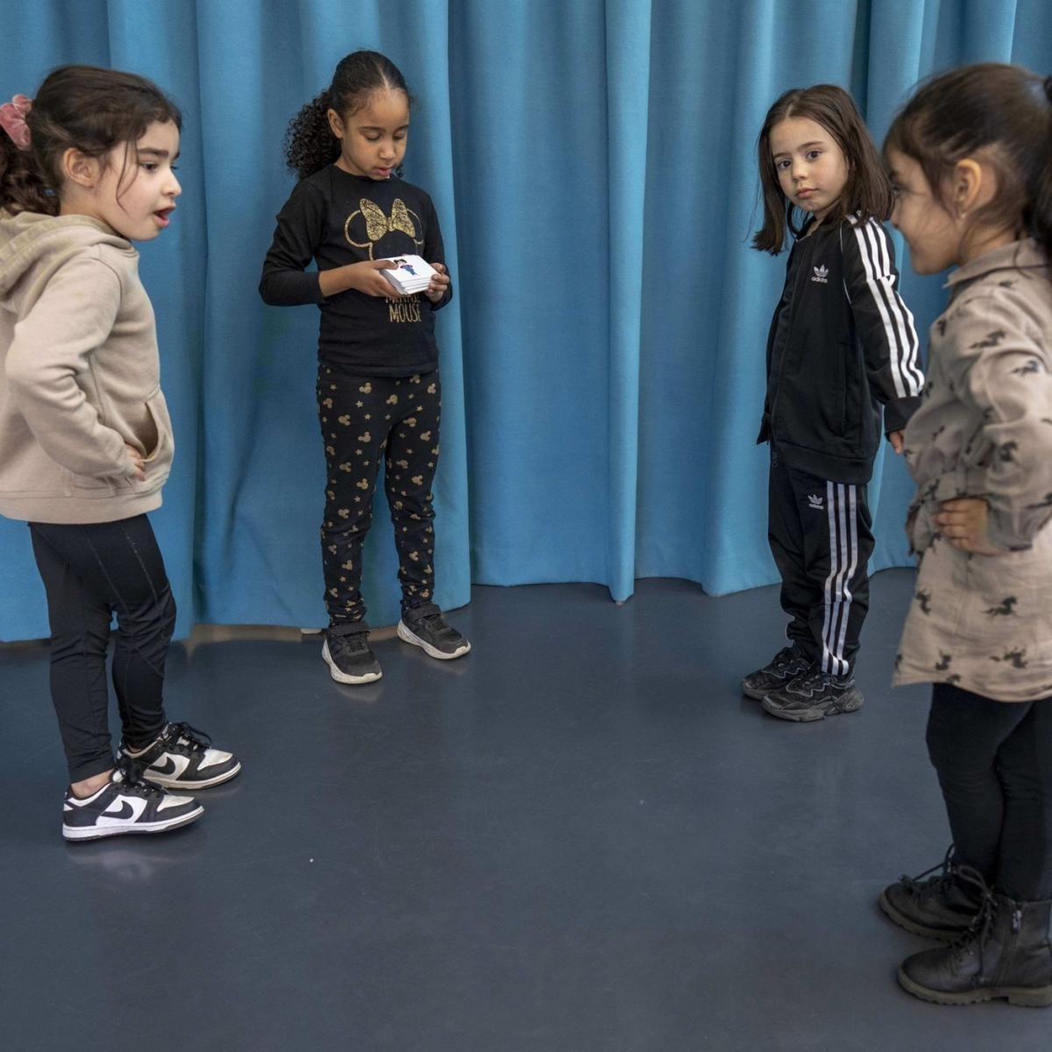 Voir la diapositive 4 : EDUCO Fais le bon mouvement