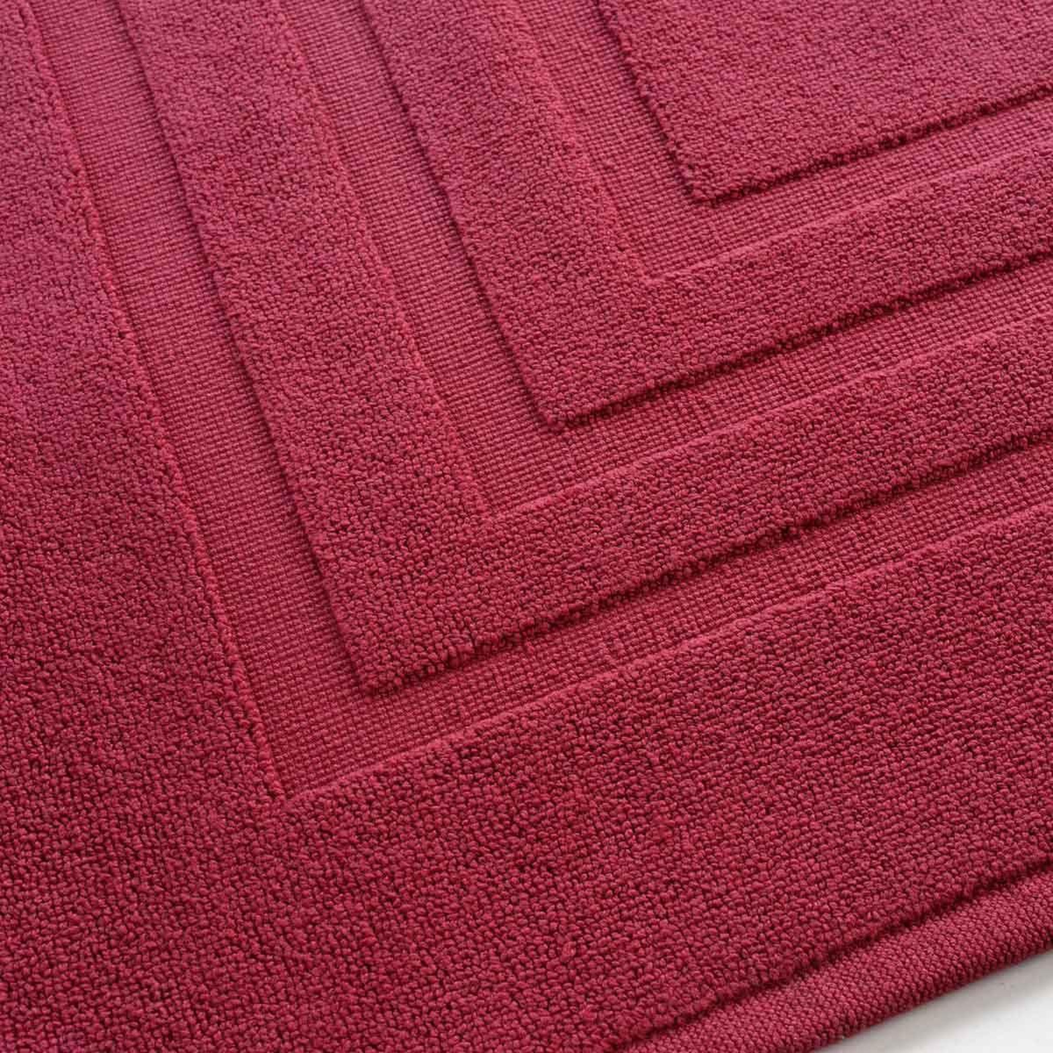 Voir la diapositive 2 : Douceur d'Intérieur Tapis de bain  tendresse  50x85cm rubis