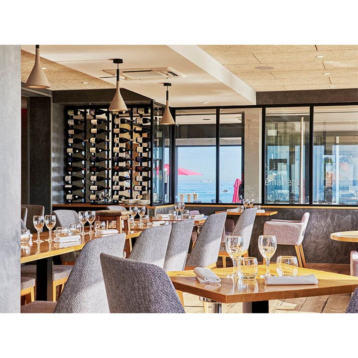 Smartbox Vacances les pieds dans l'eau : 3 jours avec dîner en hôtel normand donnant sur la mer - Coffret Cadeau Séjour