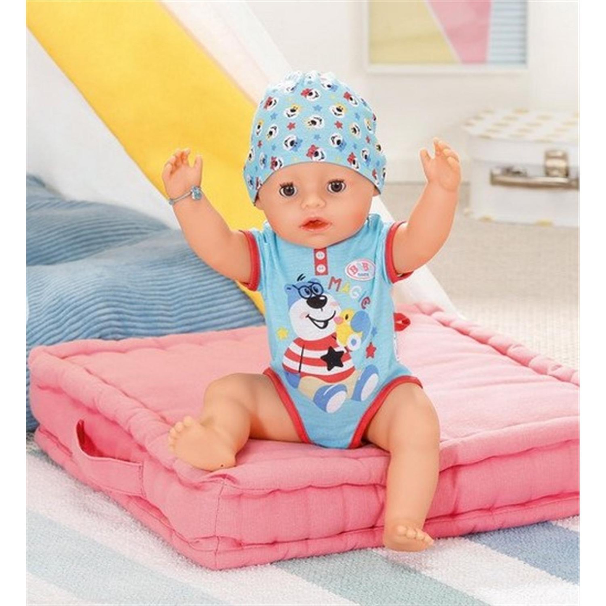 Voir la diapositive 5 : Little Marcel Poupée baby born magic boy 43cm - zapf creation - yeux qui s'ouvrent et se ferment - accessoires inclus