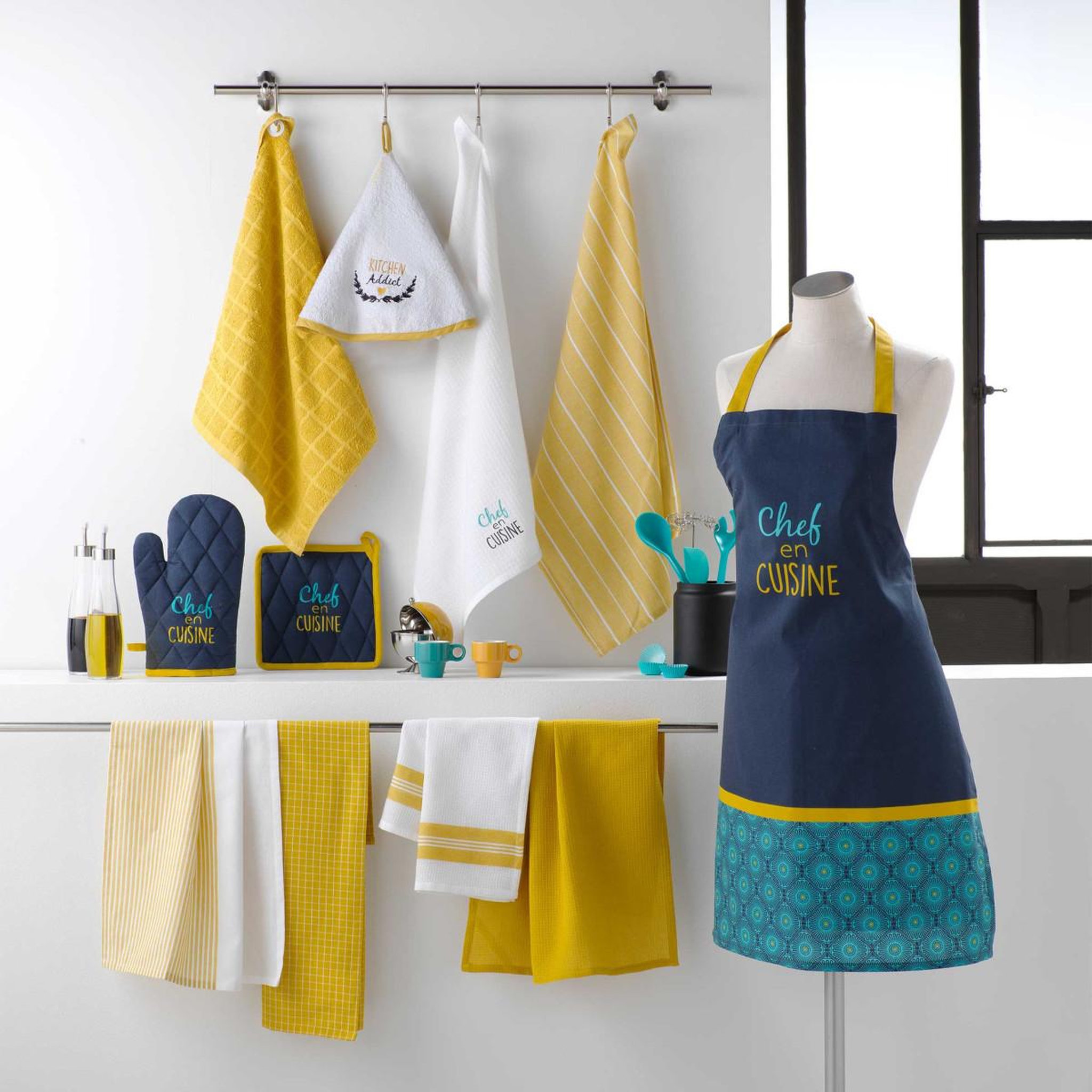 Voir la diapositive 4 : Douceur d'Intérieur Tablier de cuisine imprimé  chef  84cm bleu