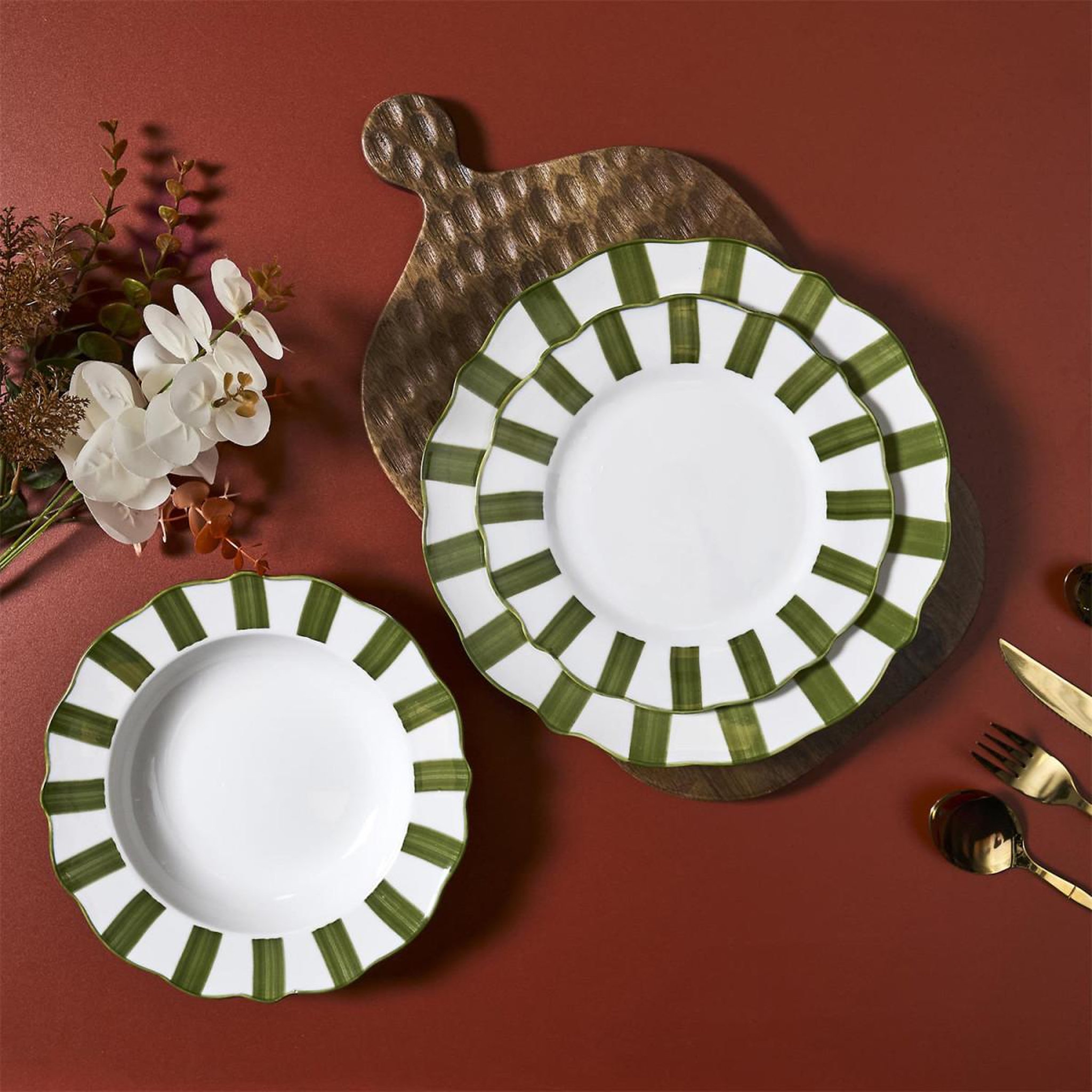 Voir la diapositive 4 : COOK CONCEPT Lot de 6 assiettes à dessert  cleo  19cm vert & blanc