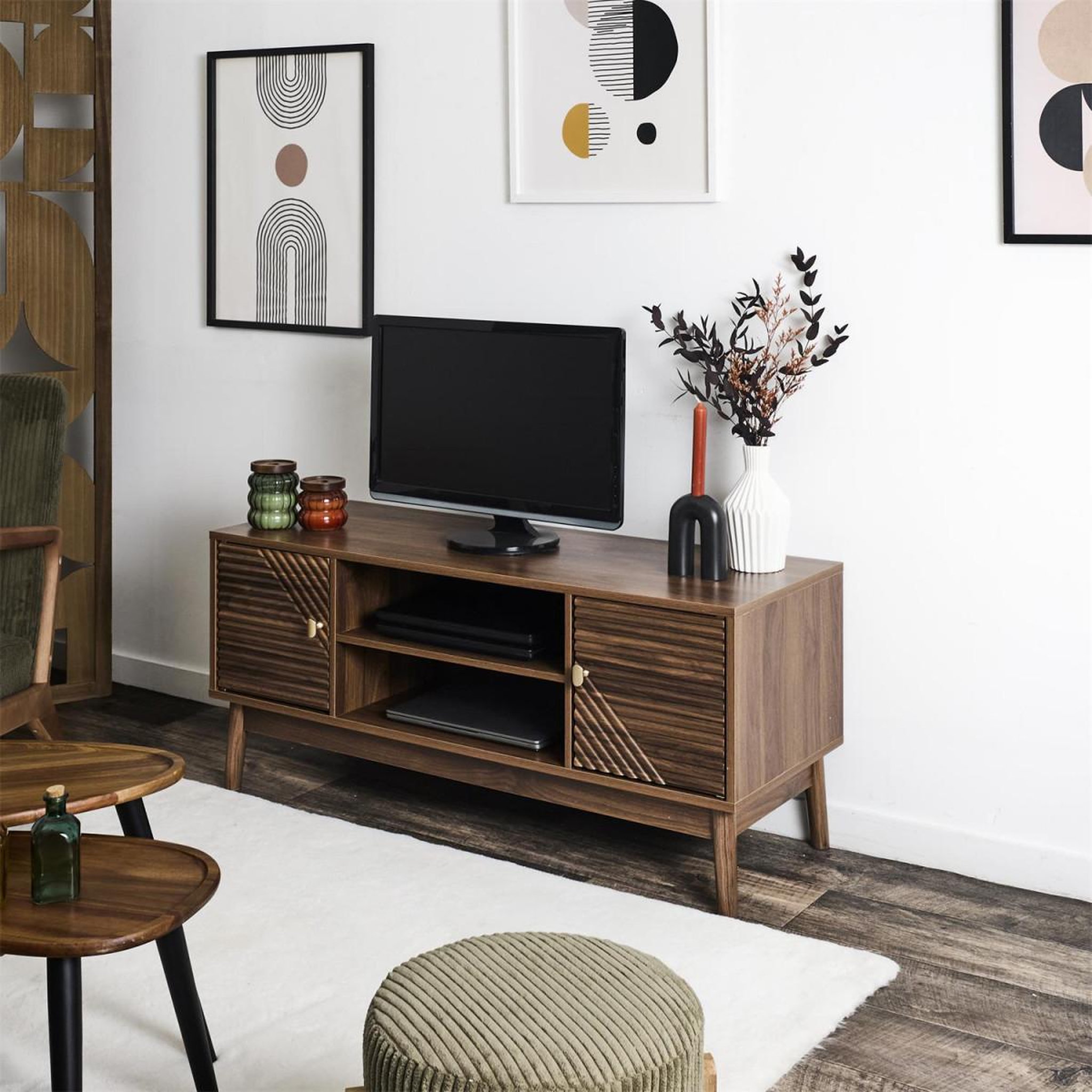 Voir la diapositive 6 : The Home Deco Factory Meuble tv 2 portes  tiffany  110cm marron