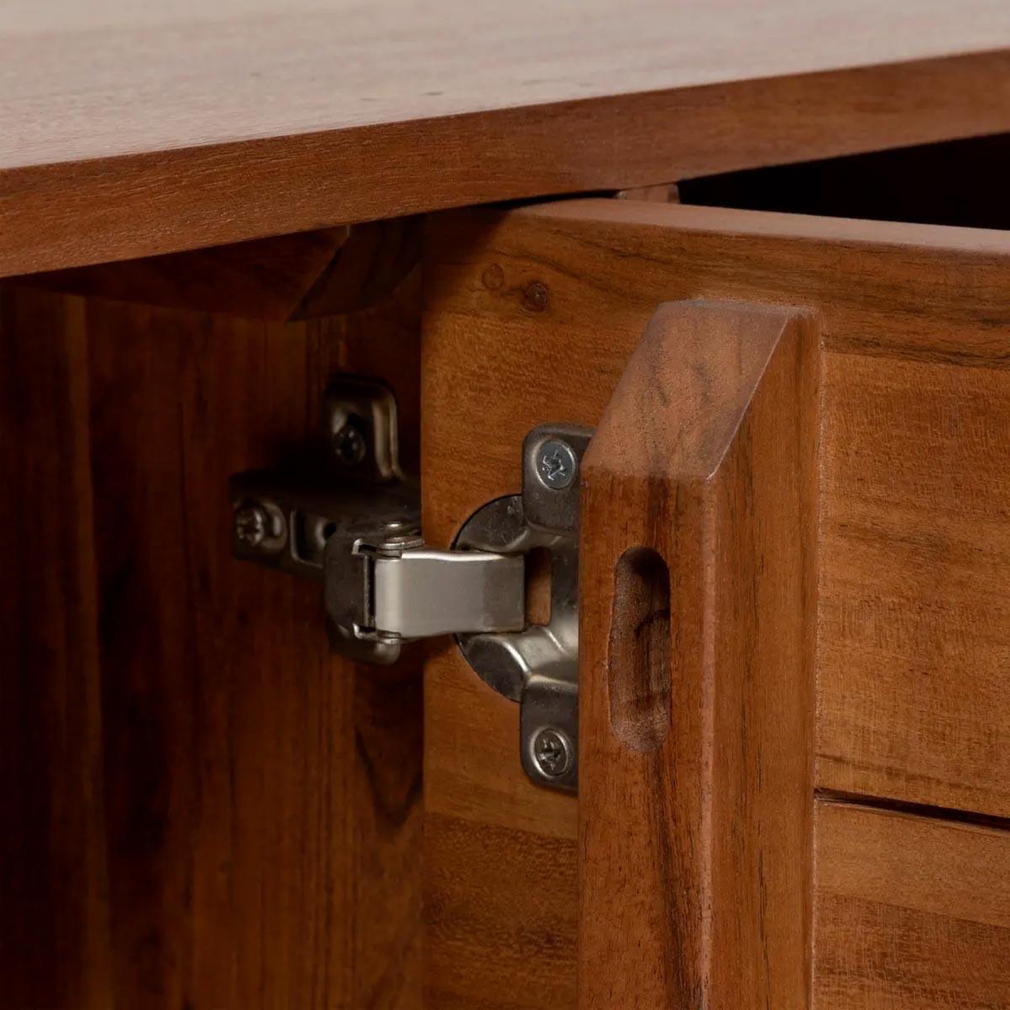 Voir la diapositive 6 : ATMOSPHERA Meuble tv 2 portes en bois  nanda  147cm marron tabac