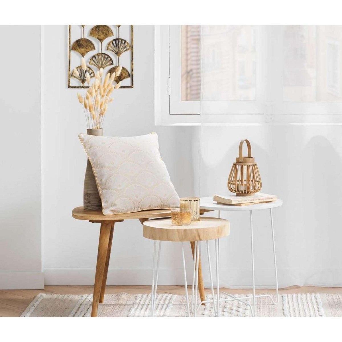 Douceur d'Intérieur Coussin déhoussable CREST - Polycoton imprimé métallisé - 45 x 45 cm - Ecru