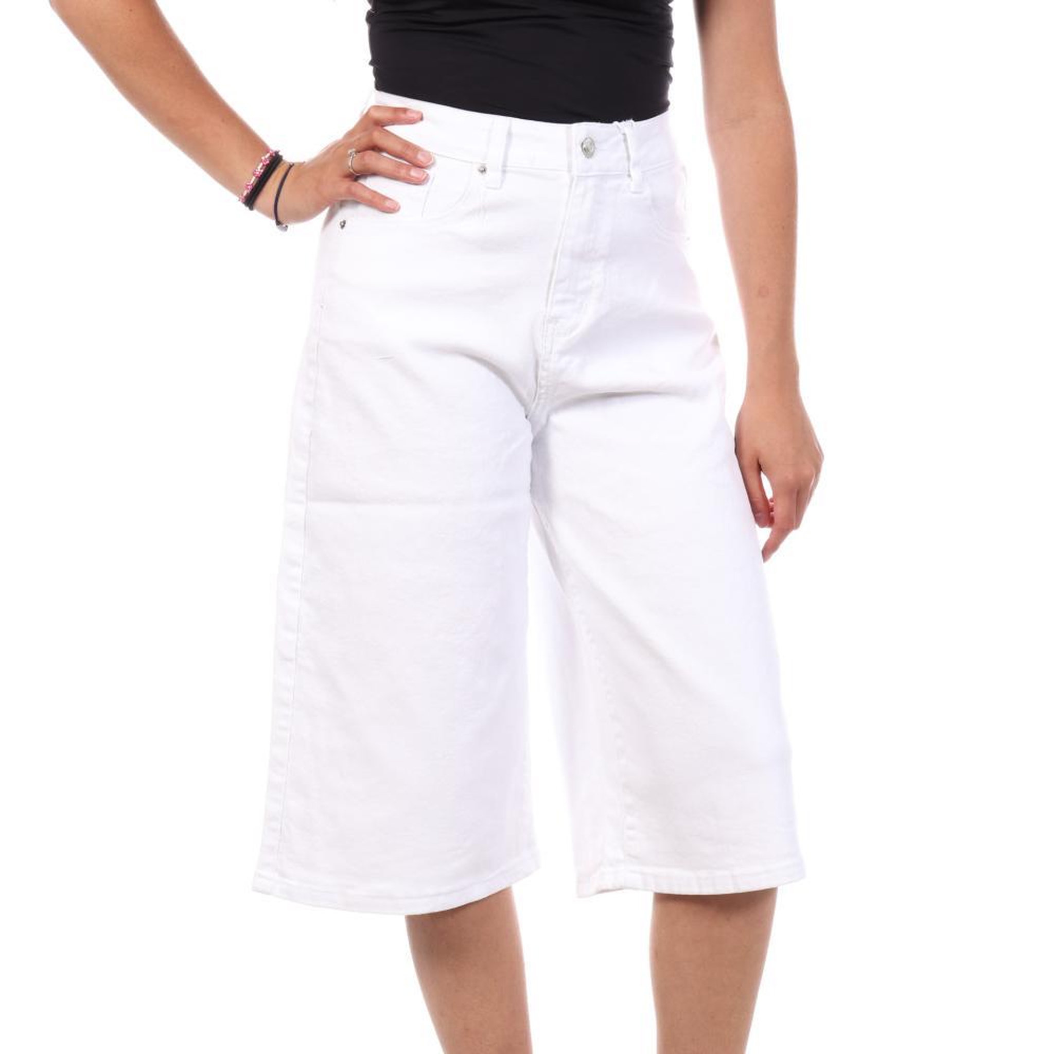 MONDAY PREMIUM Bermuda Blanc Femme Monday Premium 1946. Coloris disponibles : Blanc