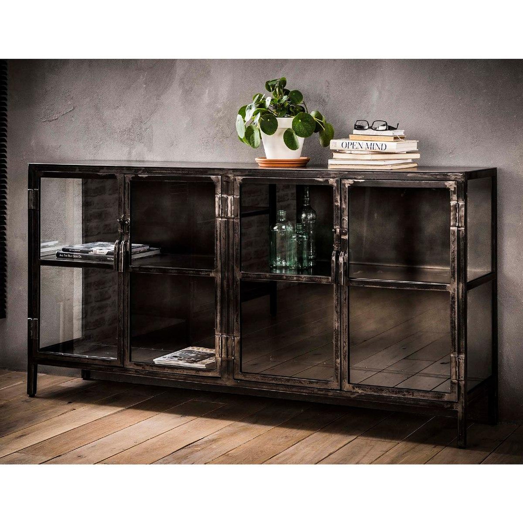 Voir la diapositive 3 : JLC KREATION Buffet bas industriel 180 en métal avec portes vitrées IRON