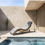 Voir la diapositive 2 : Habitat et Jardin Bain de soleil en bois avec coussins inclus  Jakarta  - Gris