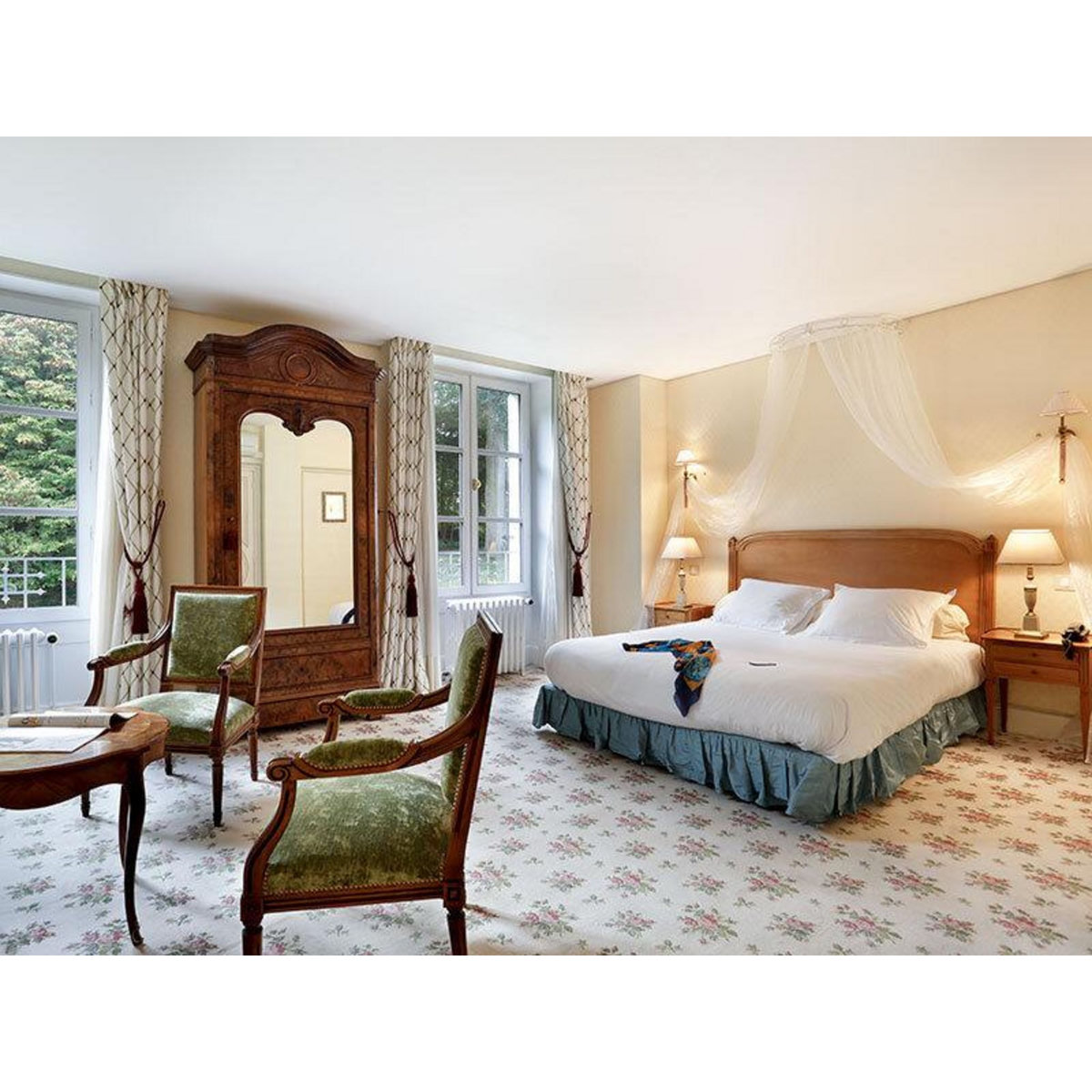 Smartbox Séjour avec bain bouillonnant en château 4* dans le Val de Loire - Coffret Cadeau Séjour