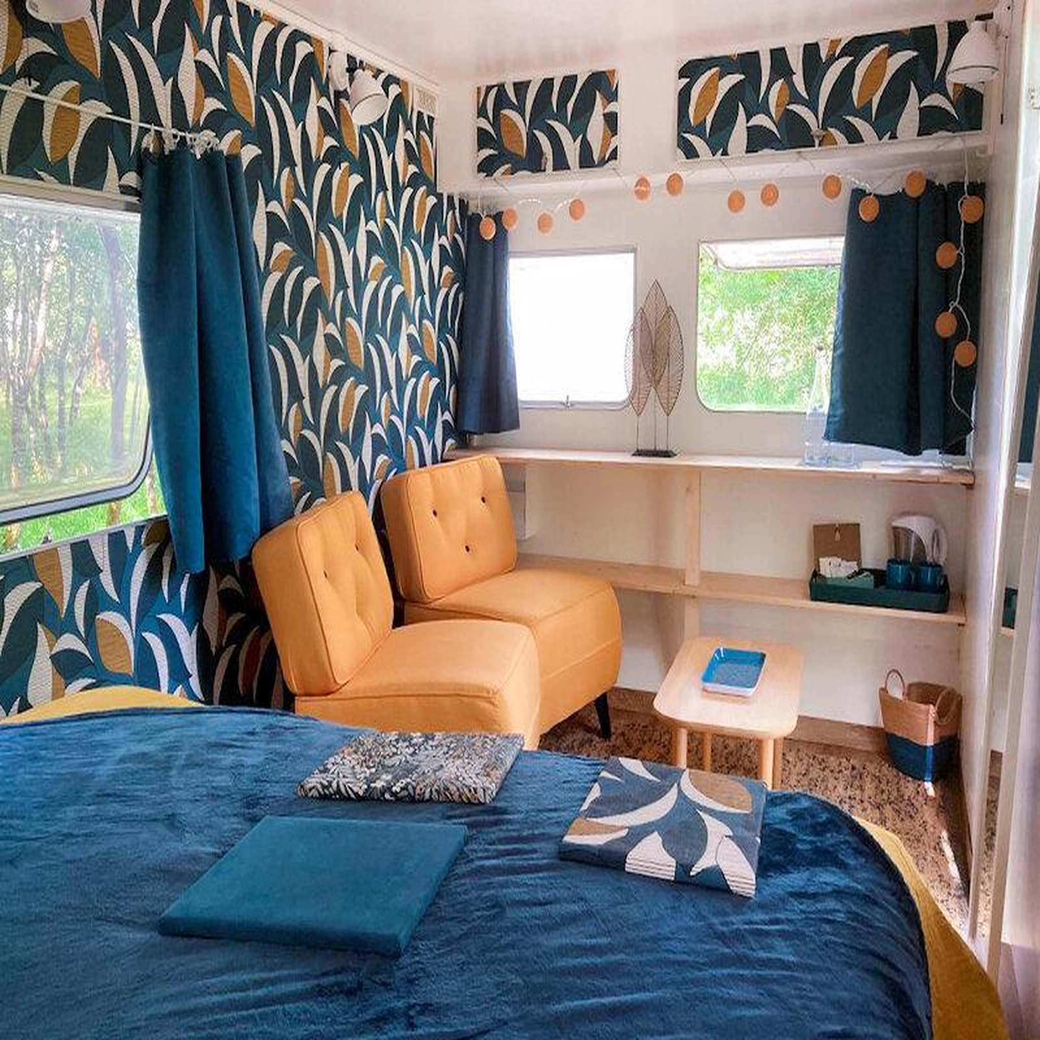 Voir la diapositive 3 : Smartbox Séjour au calme en caravane près de Mont-de-Marsan - Coffret Cadeau Séjour