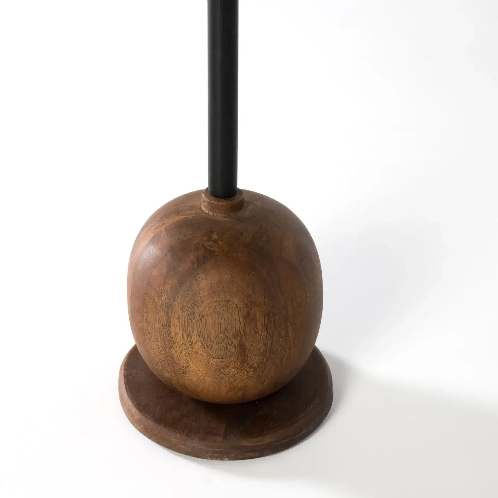 Voir la diapositive 4 : GINER Y COLOMER SL Table d'appoint en bois de manguier 45 cm style rustique moderne