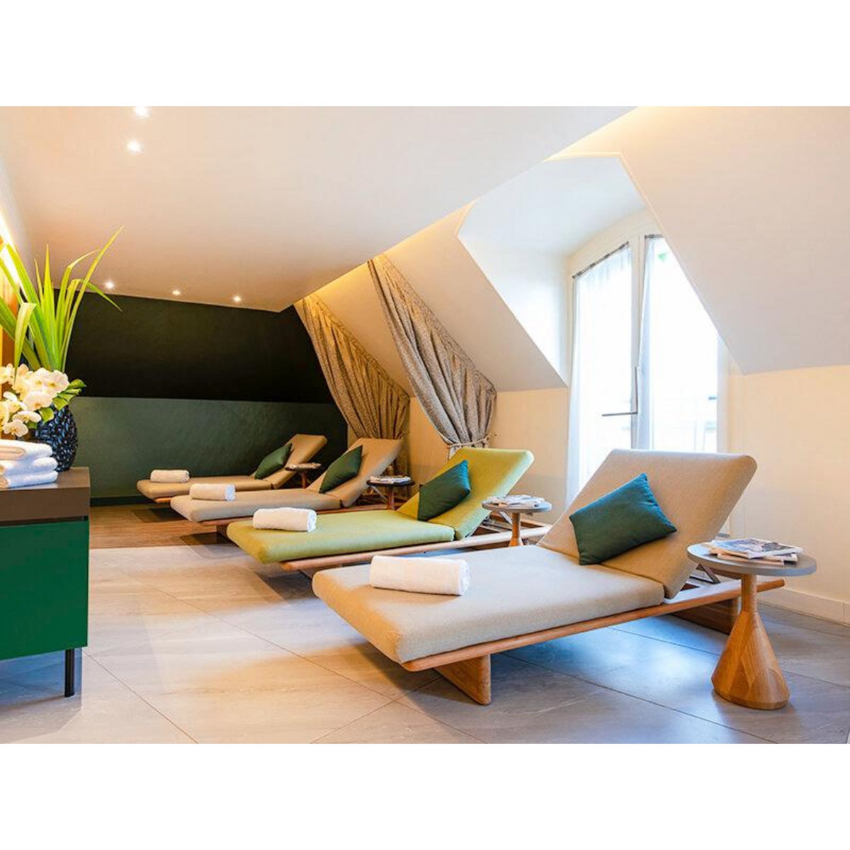 Smartbox Séjour en boutique hôtel 4* avec accès à l'espace détente près du château de Versailles - Coffret Cadeau Séjour