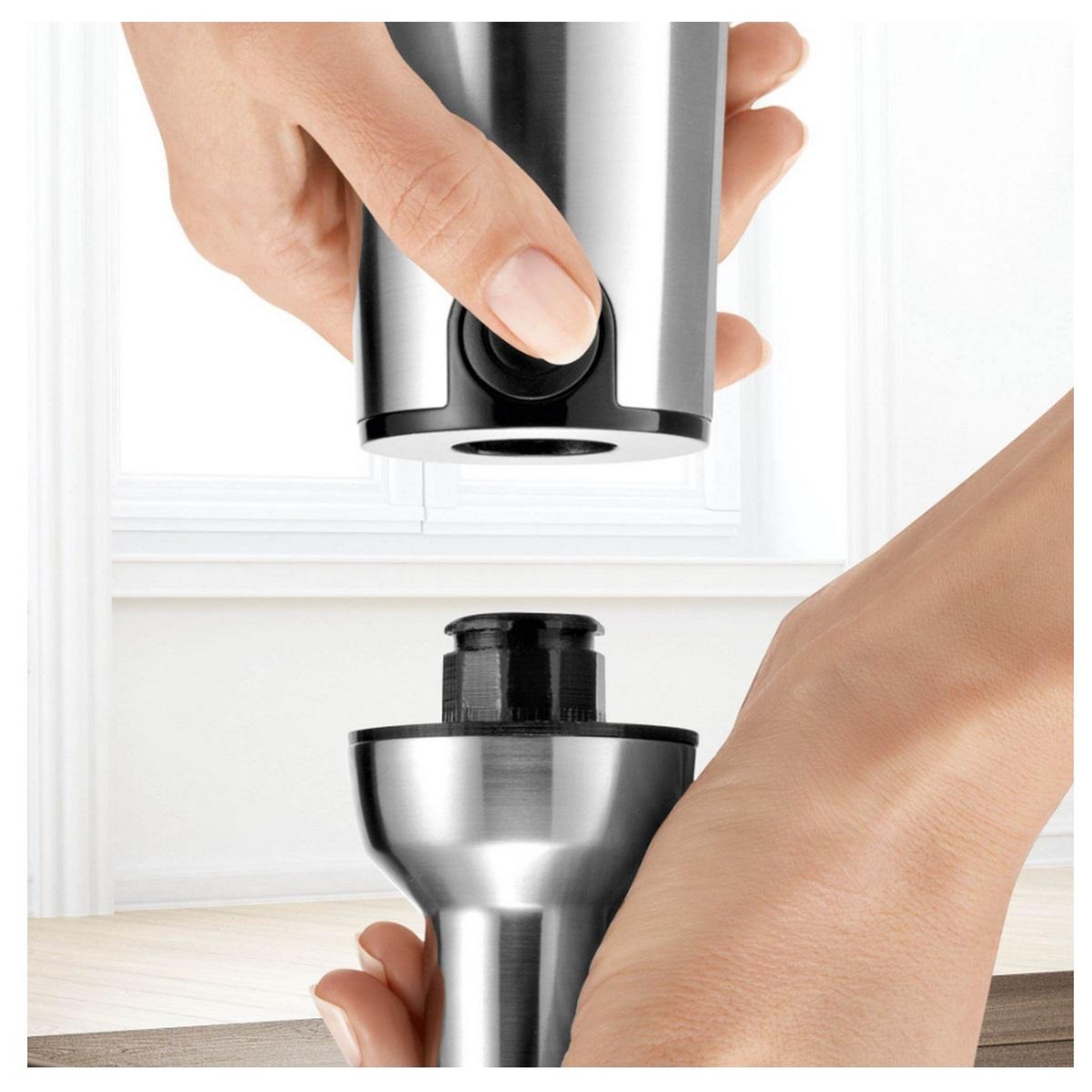 Voir la diapositive 2 : BOSCH Mixeur plongeant 1000w inox - ms8cm61v1