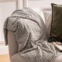 Voir la diapositive 2 : ATMOSPHERA Plaid flanelle 3D  Atmosphera Viggo 125x150 cm