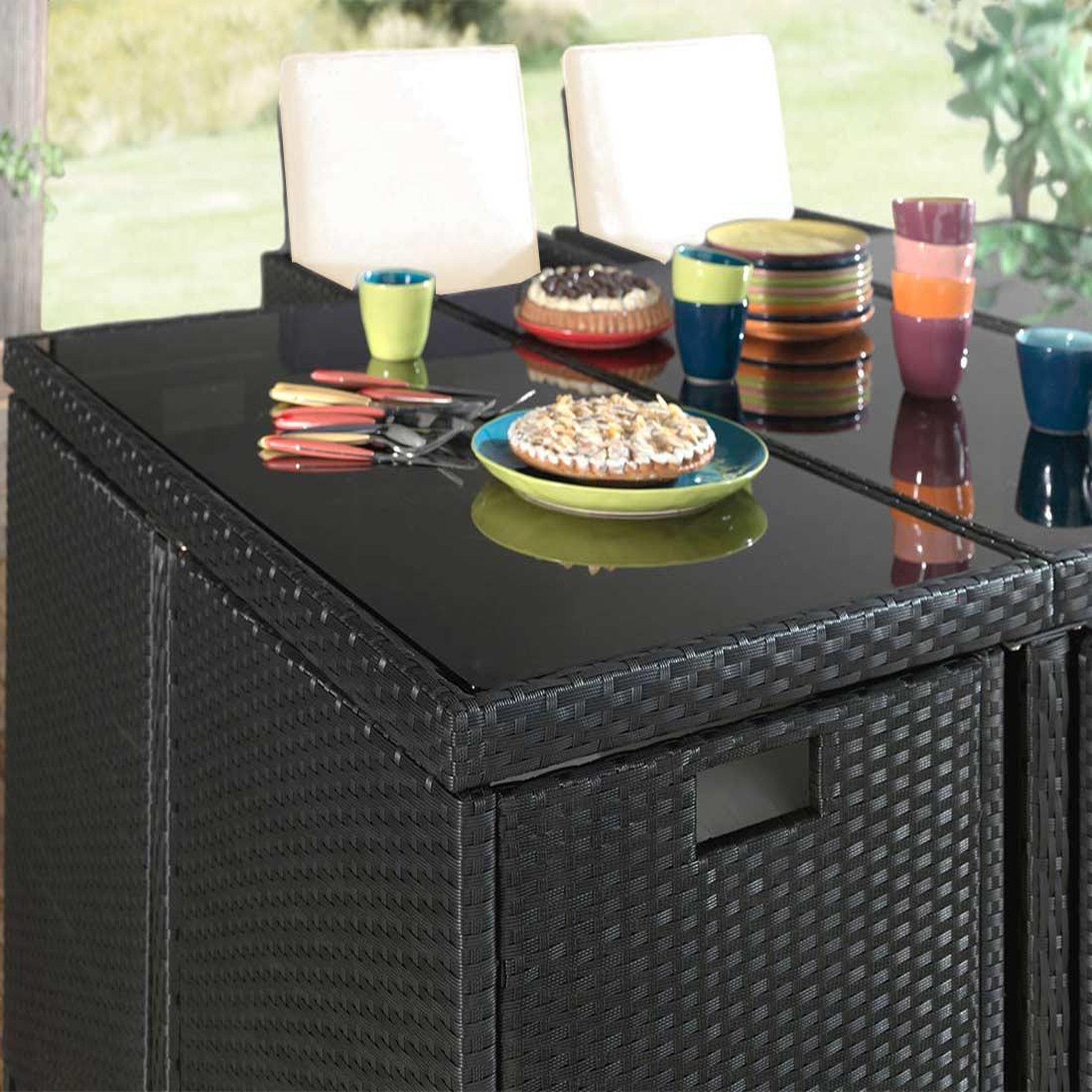 Voir la diapositive 3 : BEST MOBILIER Fira - salon de jardin encastrable 10 places - en résine tressée - noir avec coussins beiges + housse de protection