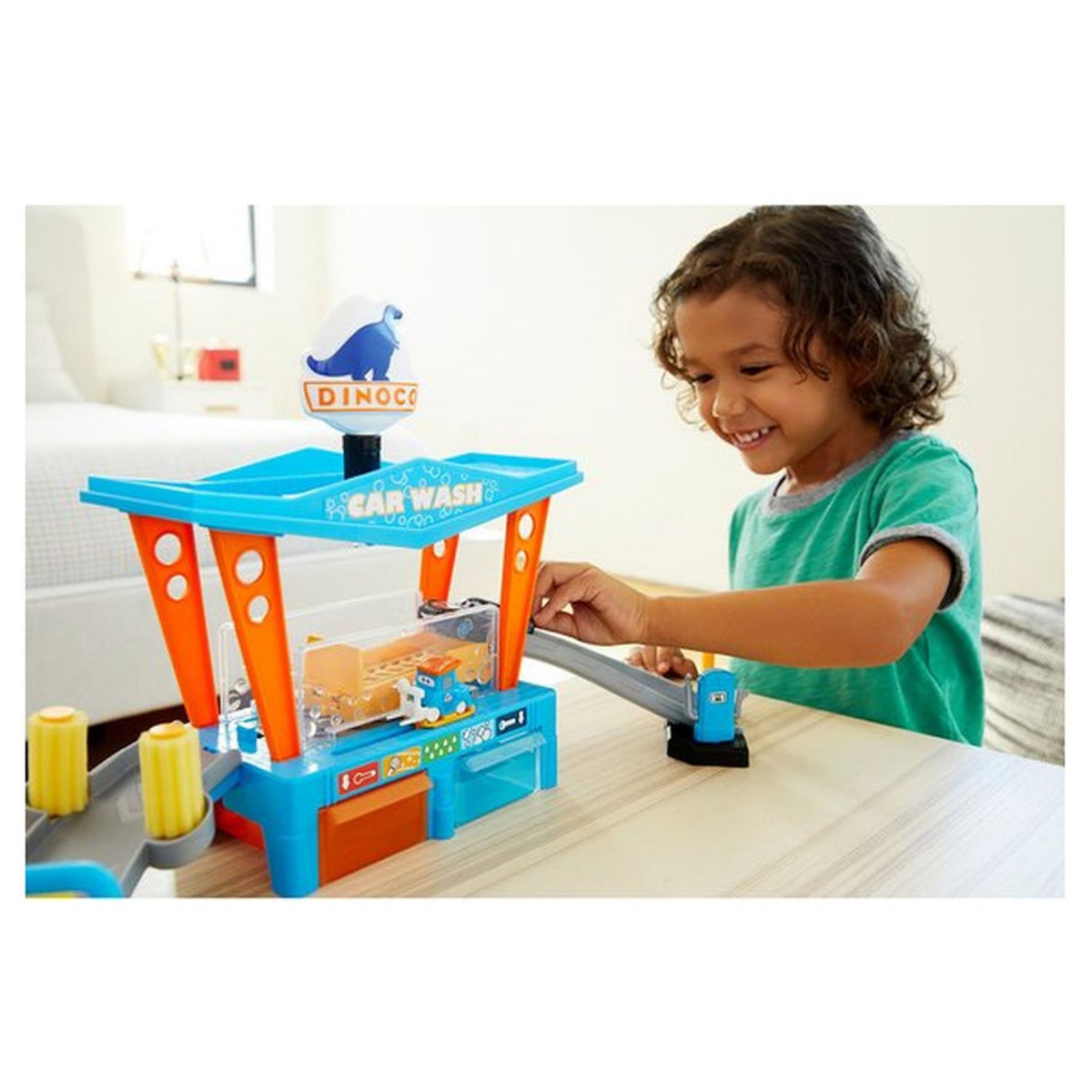 MATTEL Mattel Cars station de lavage Dinoco