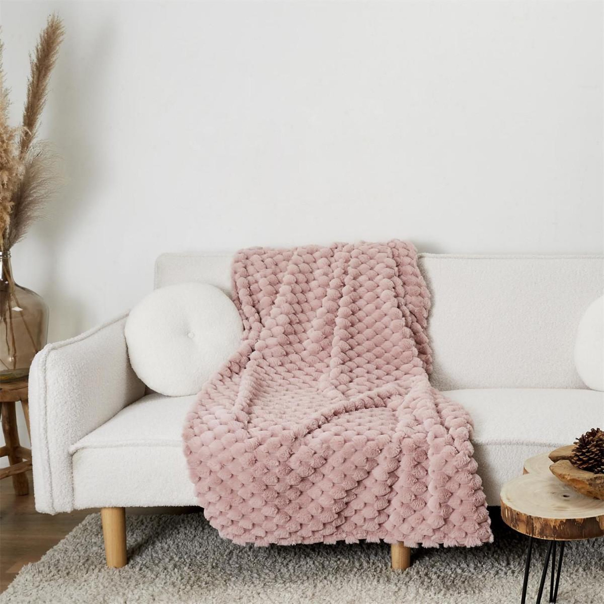 Voir la diapositive 5 : The Home Deco Factory Plaid imitation fourrure uni  opulence  120x150cm rose