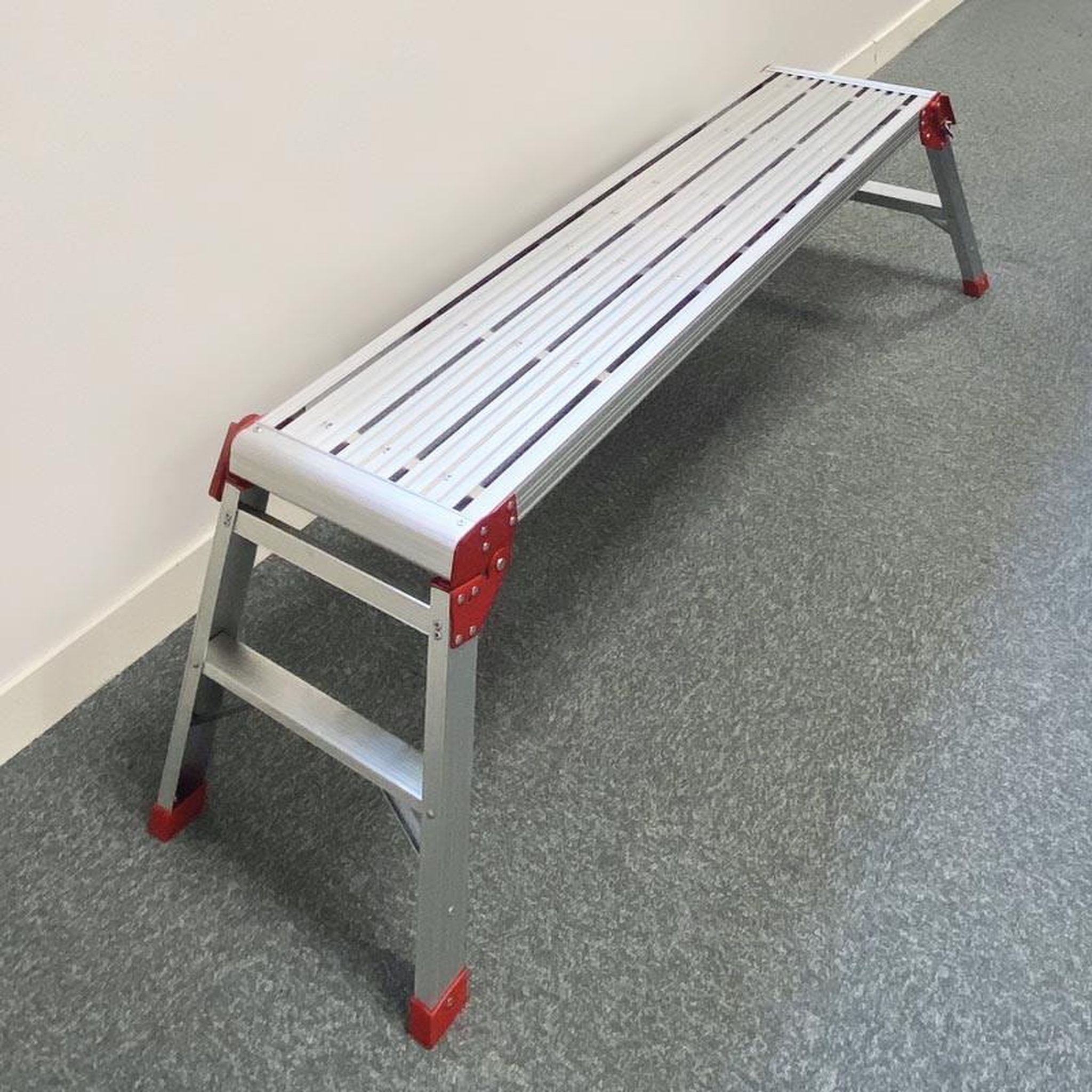Voir la diapositive 2 : HAILO Plateforme de travail 1m20 pliante en aluminium hailo pl120