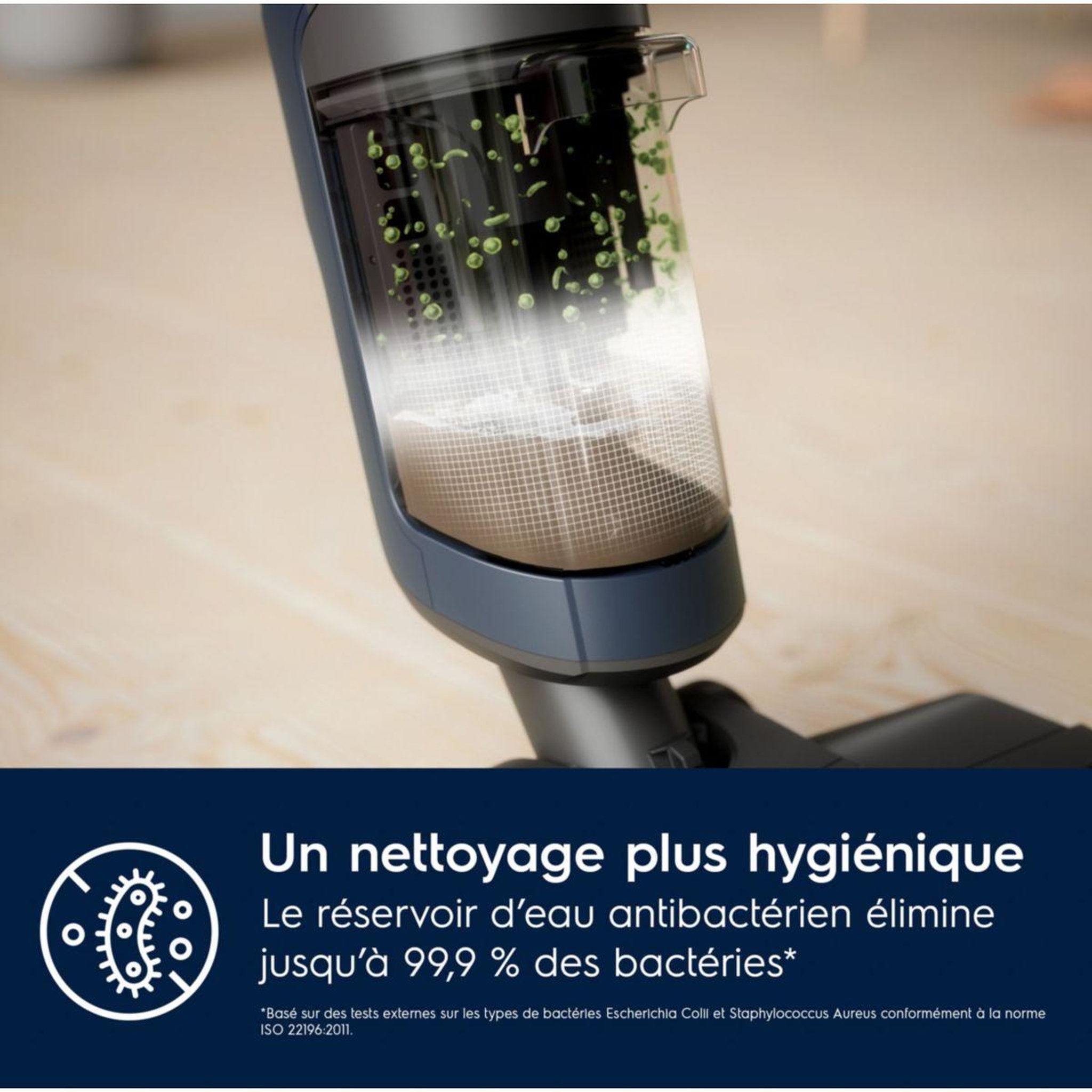 Voir la diapositive 3 : ELECTROLUX Aspirateur laveur EW81U3DB