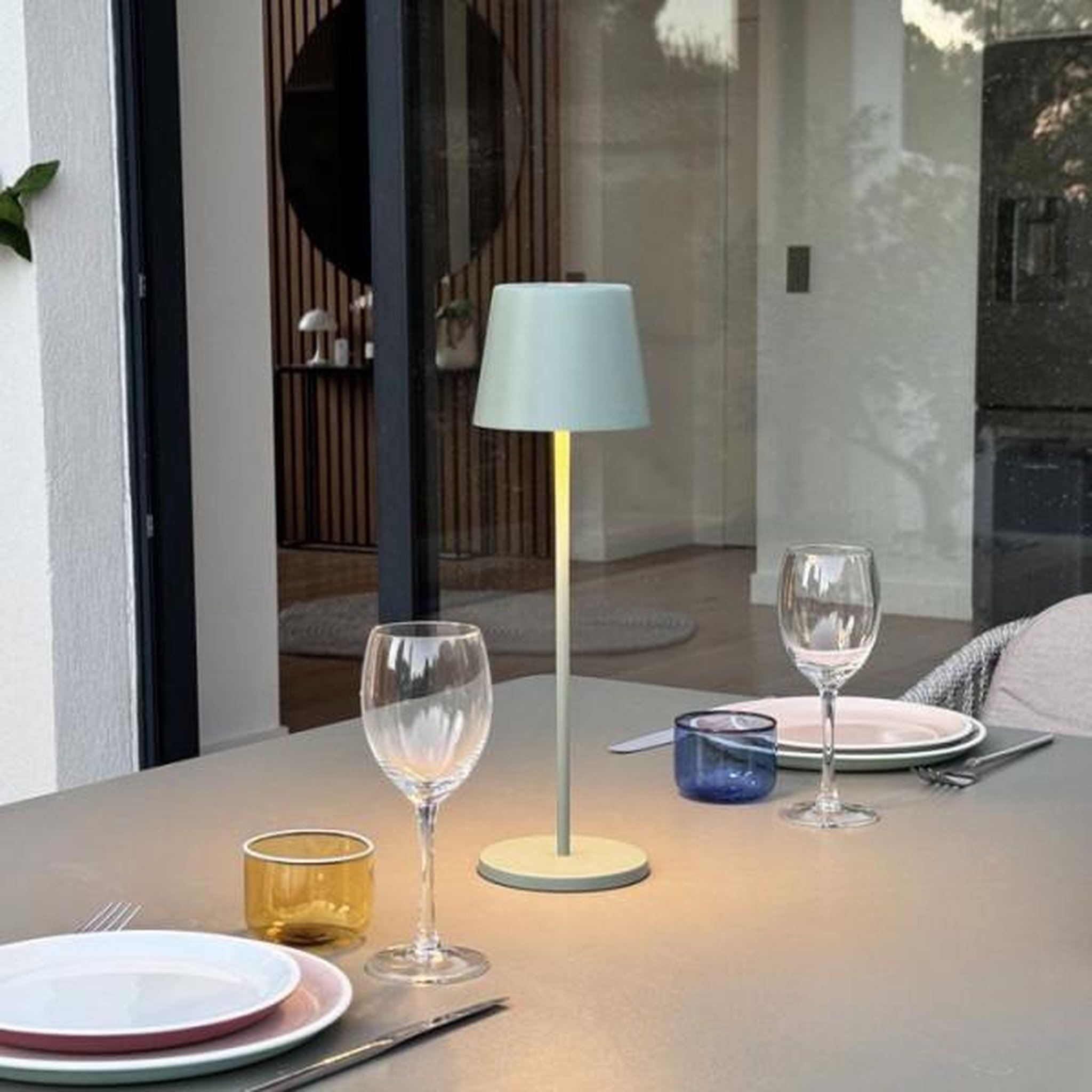 Voir la diapositive 4 : Lumisky Lampe de table de table sans fil LED dimmable vert oliv