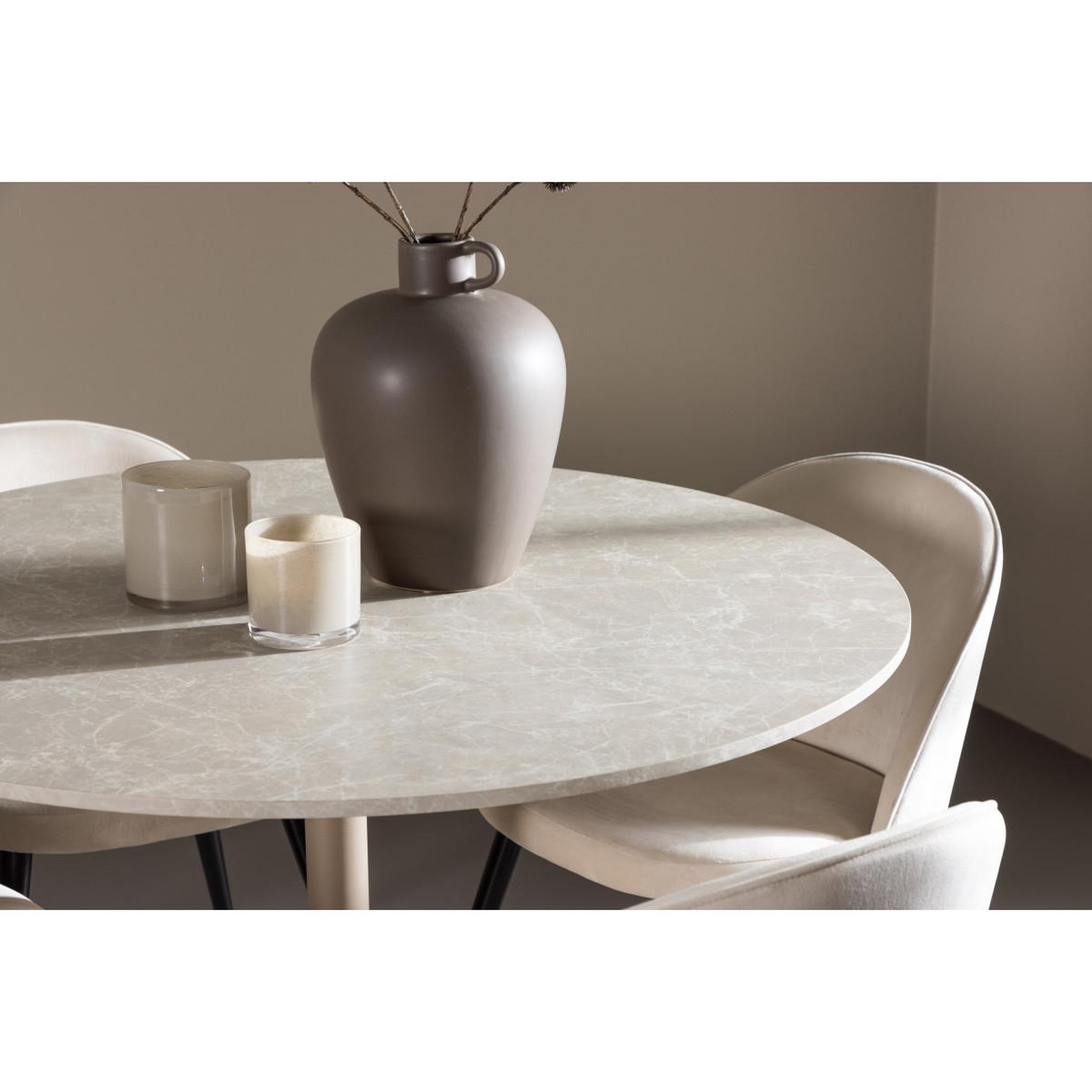Voir la diapositive 5 : Paris Prix Ensemble table à manger & 4 chaises  lycke & velvet  110cm beige